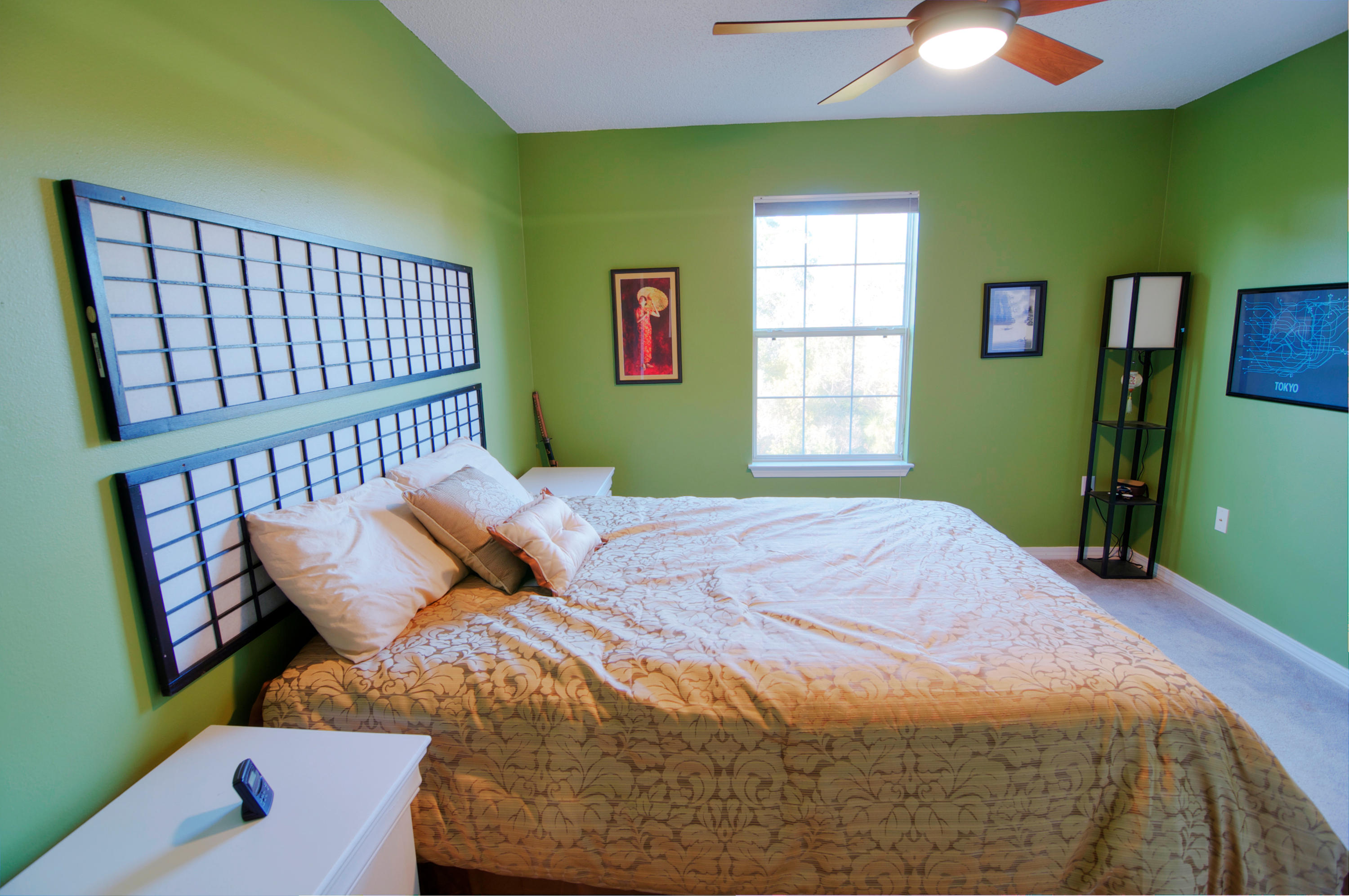 EMERALD LAKES PH 3 - Residential Lease