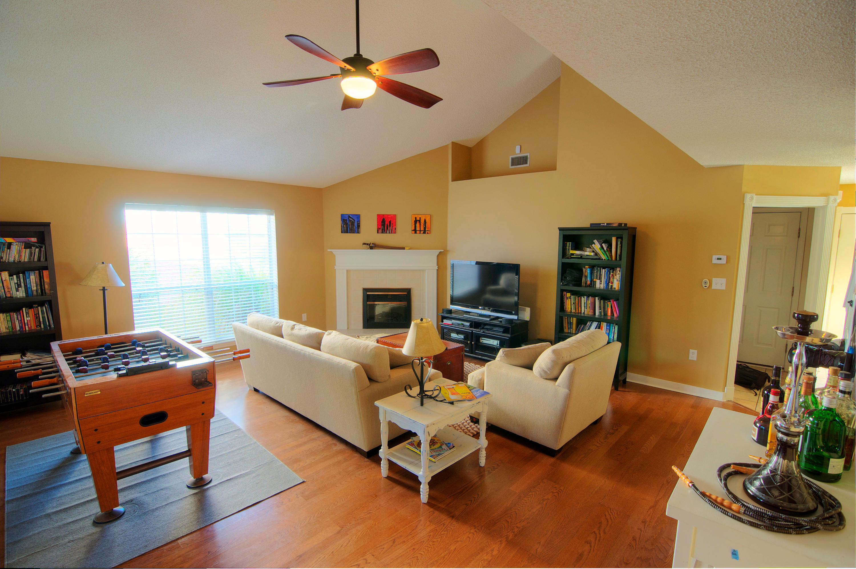 EMERALD LAKES PH 3 - Residential Lease