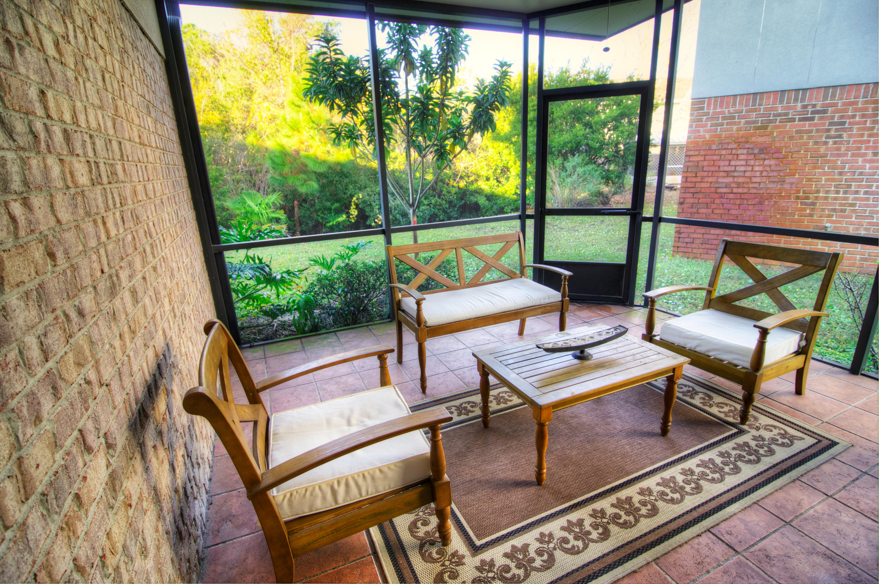 EMERALD LAKES PH 3 - Residential Lease