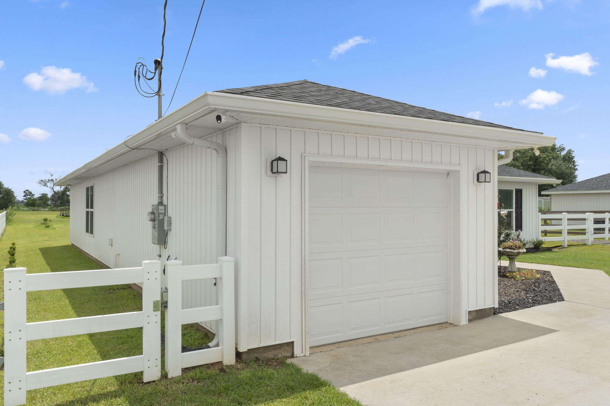 NO RECORDED SUBDIVISION - Residential