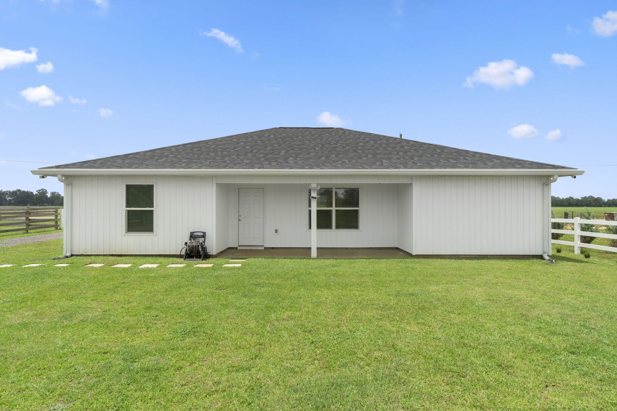 NO RECORDED SUBDIVISION - Residential