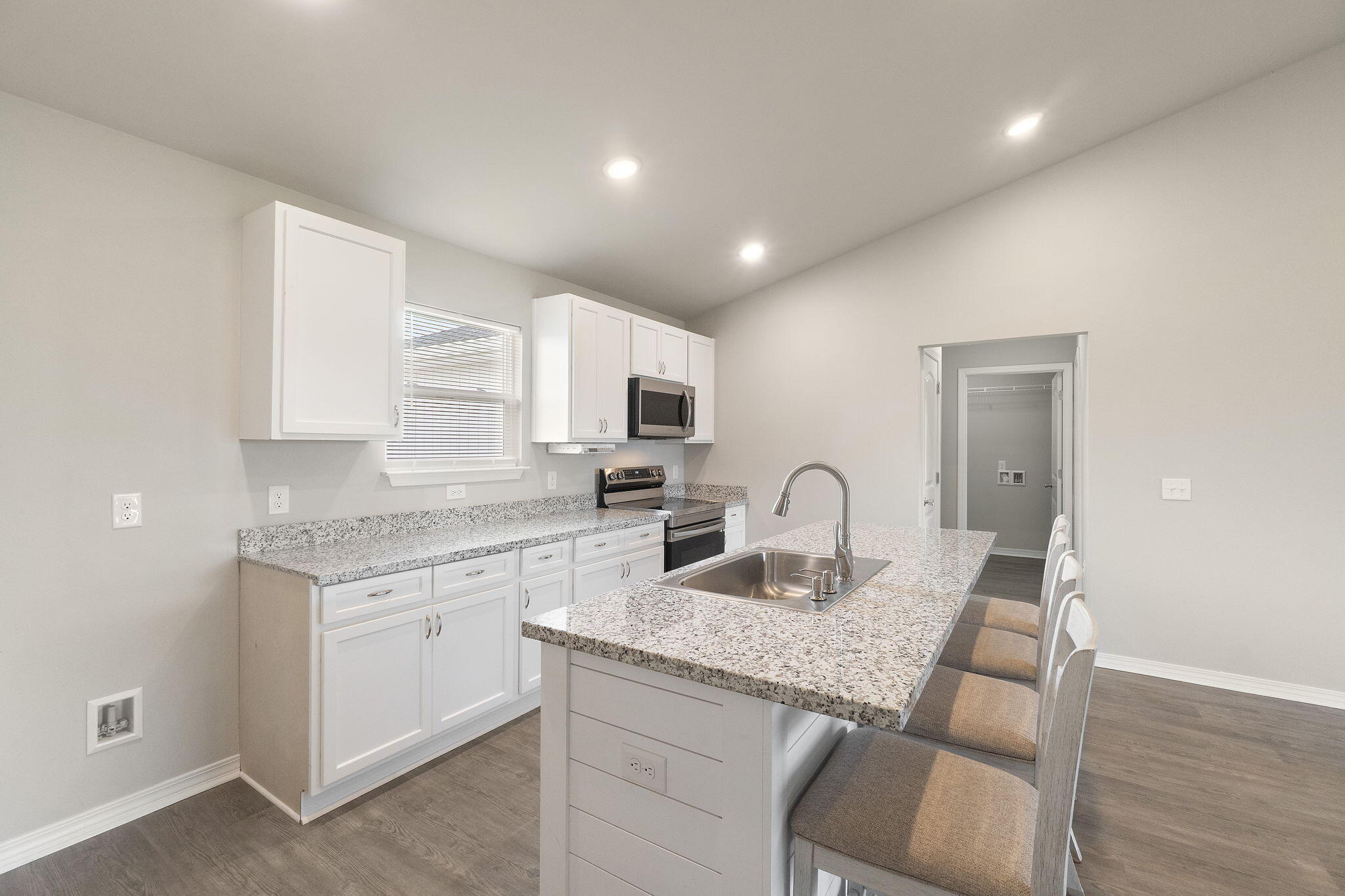 NO RECORDED SUBDIVISION - Residential