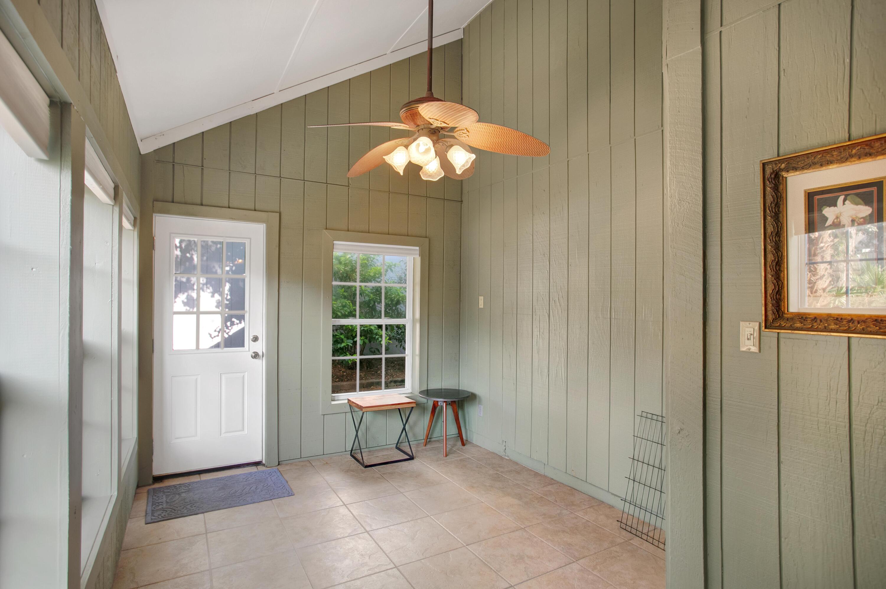 LINKSIDE VILLAGE UNIT 1 - Residential