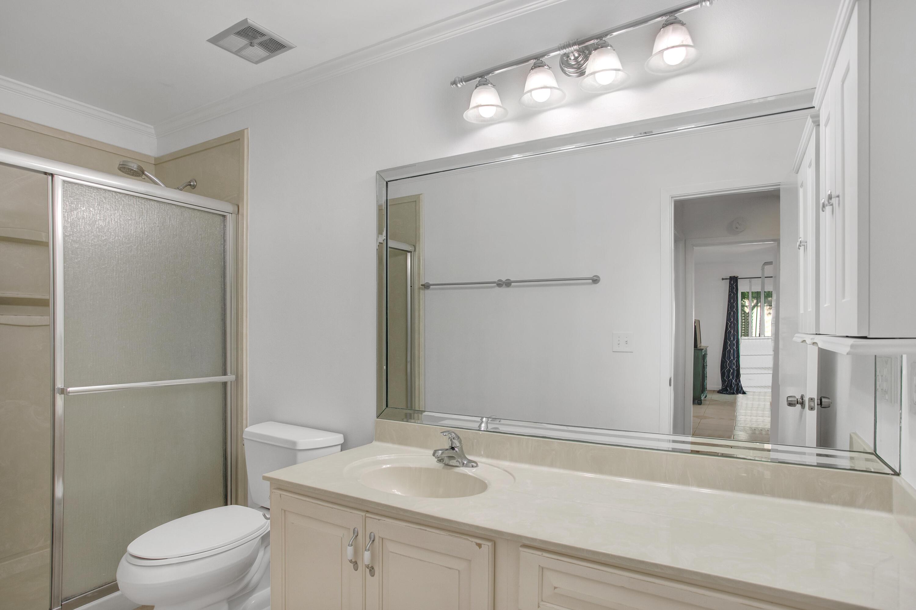 LINKSIDE VILLAGE UNIT 1 - Residential