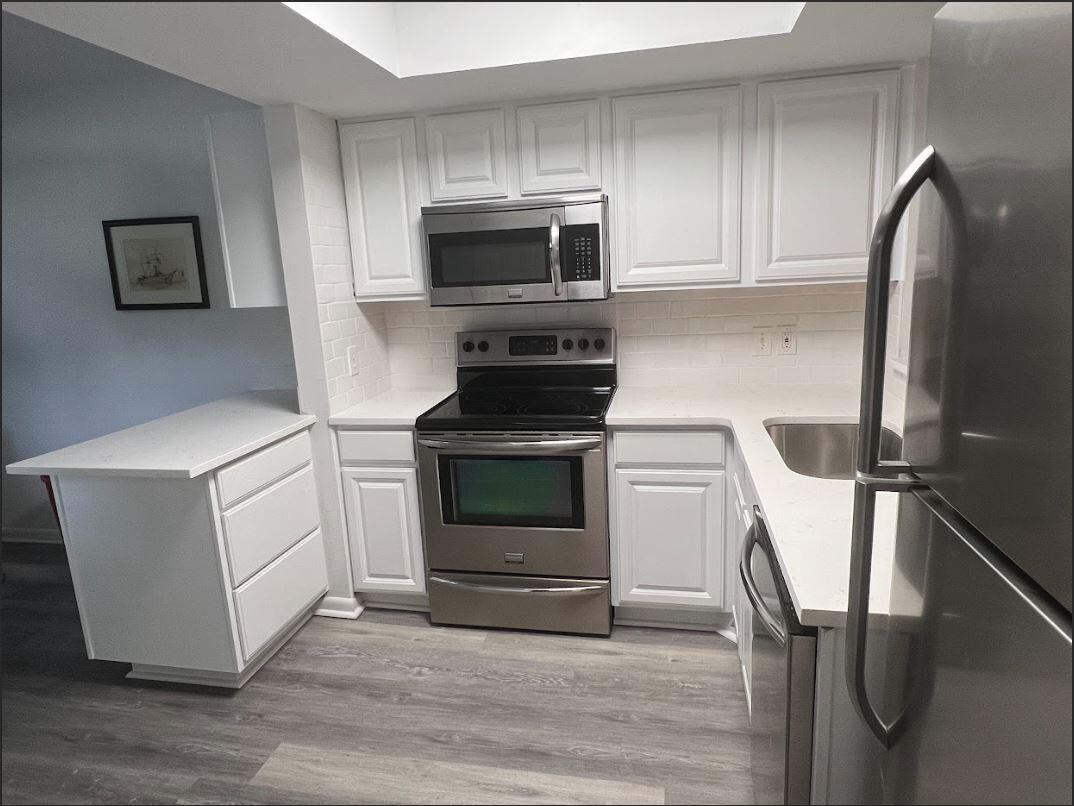 LINKSIDE VILLAGE UNIT 1 - Residential