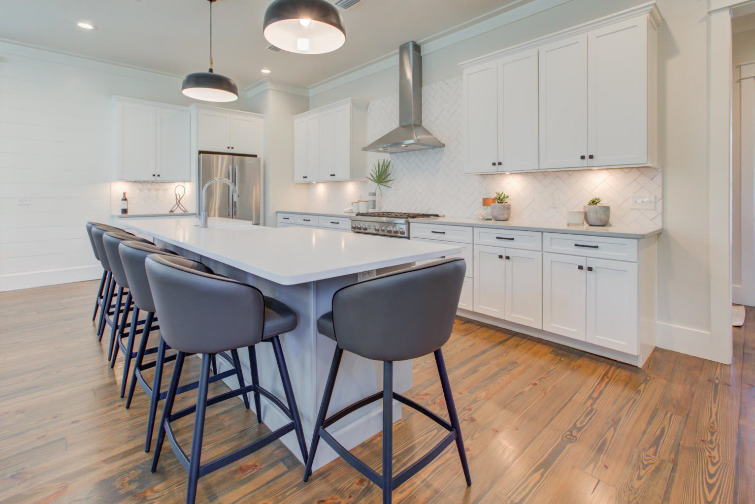 EASTERN LAKE ESTATES - Residential