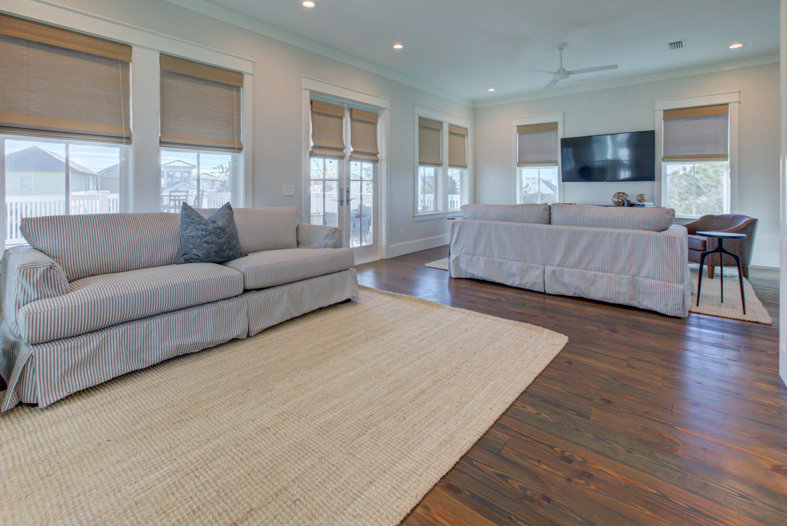EASTERN LAKE ESTATES - Residential