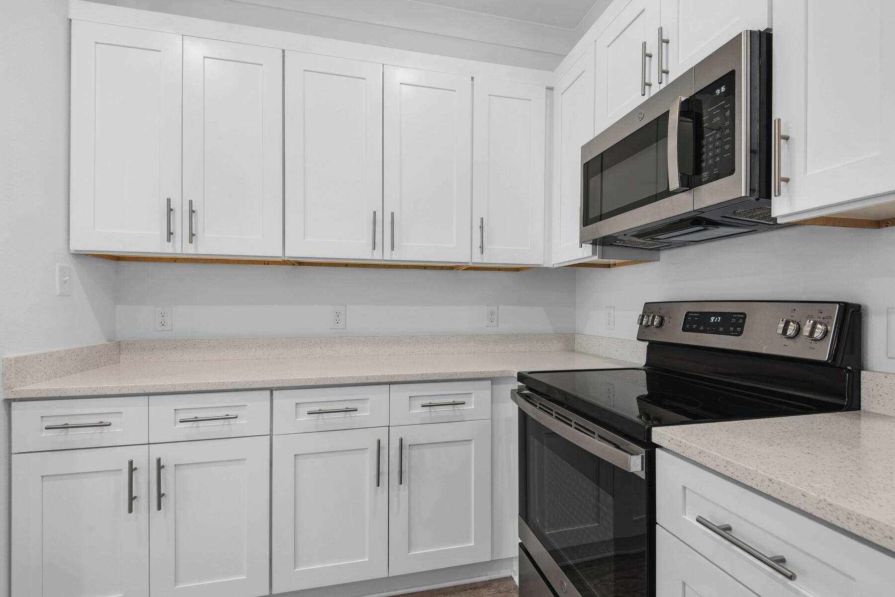VERANDAS AT FREEPORT - Residential Lease
