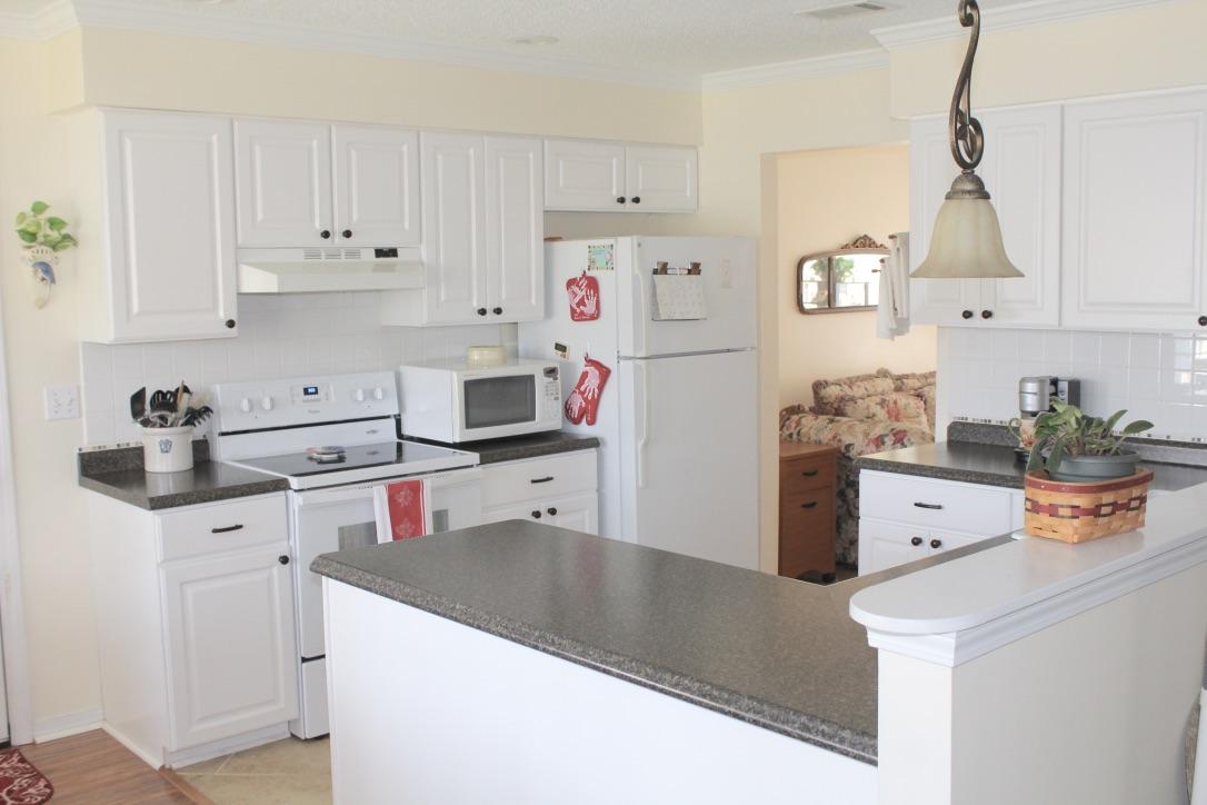 TEN LAKE ESTATES UNIT 4 - Residential