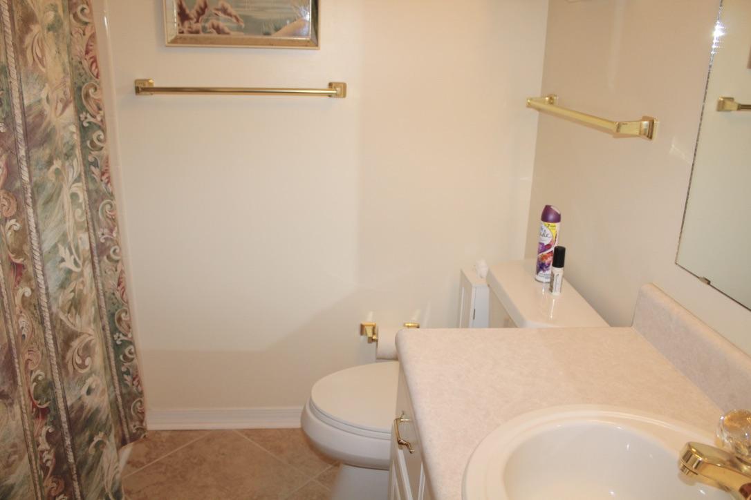 TEN LAKE ESTATES UNIT 4 - Residential