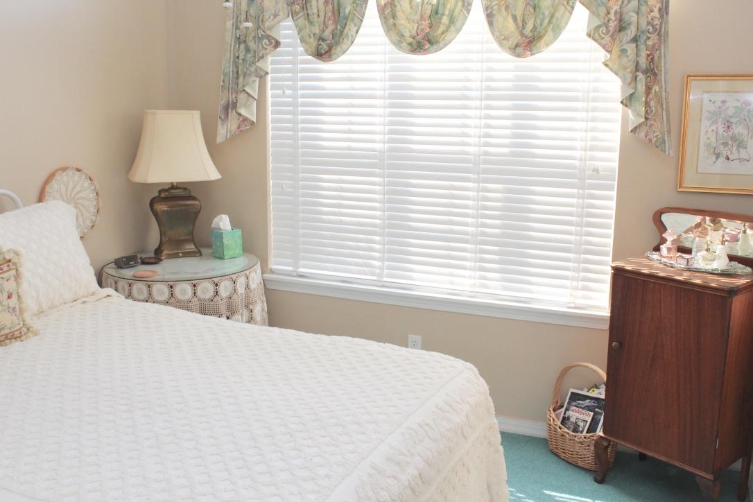 TEN LAKE ESTATES UNIT 4 - Residential