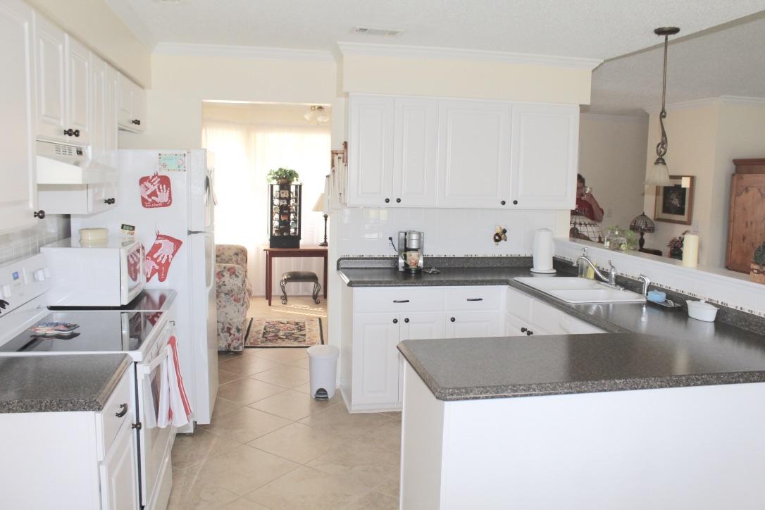 TEN LAKE ESTATES UNIT 4 - Residential