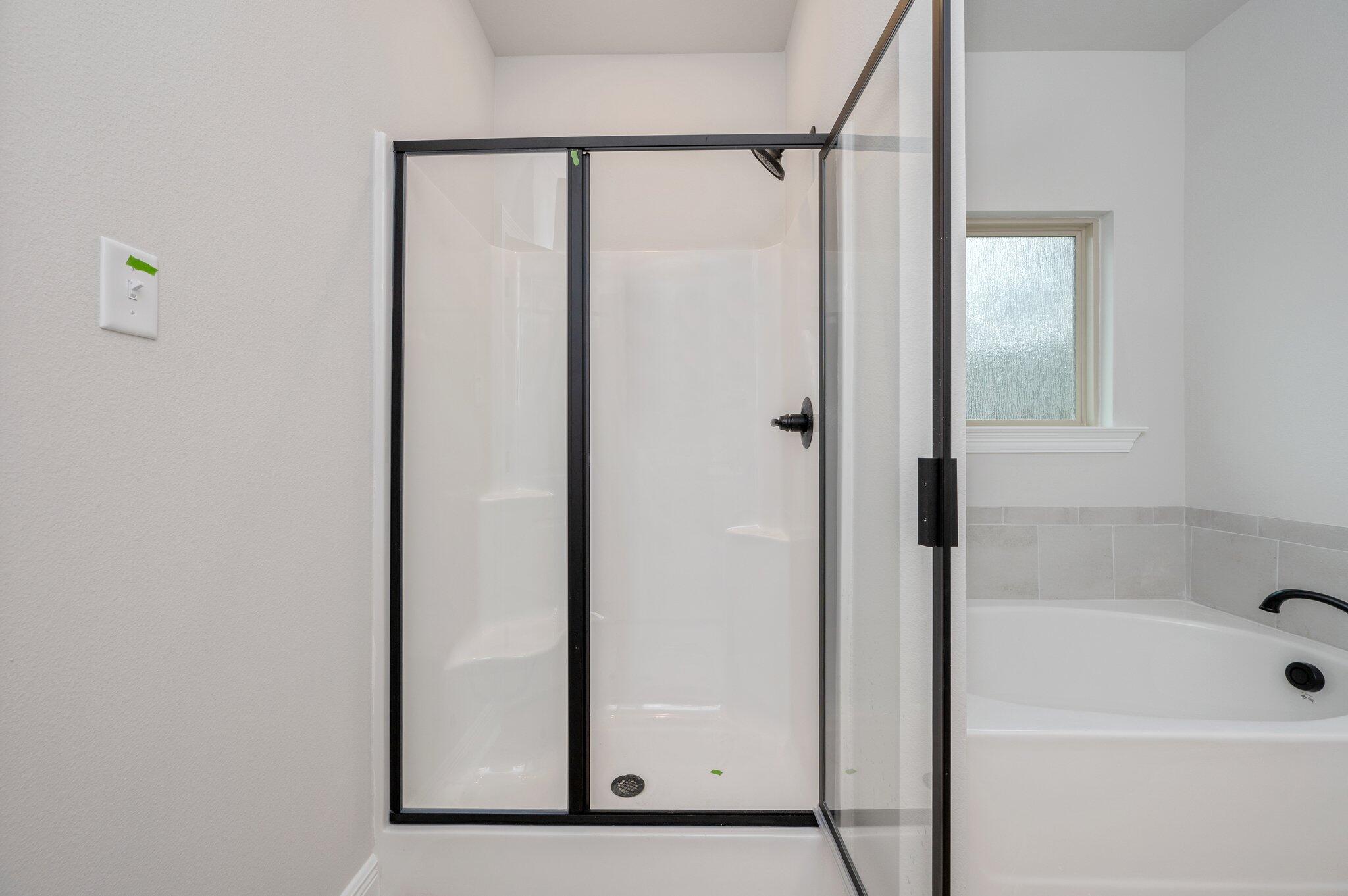 YOUNG OAKS - Residential