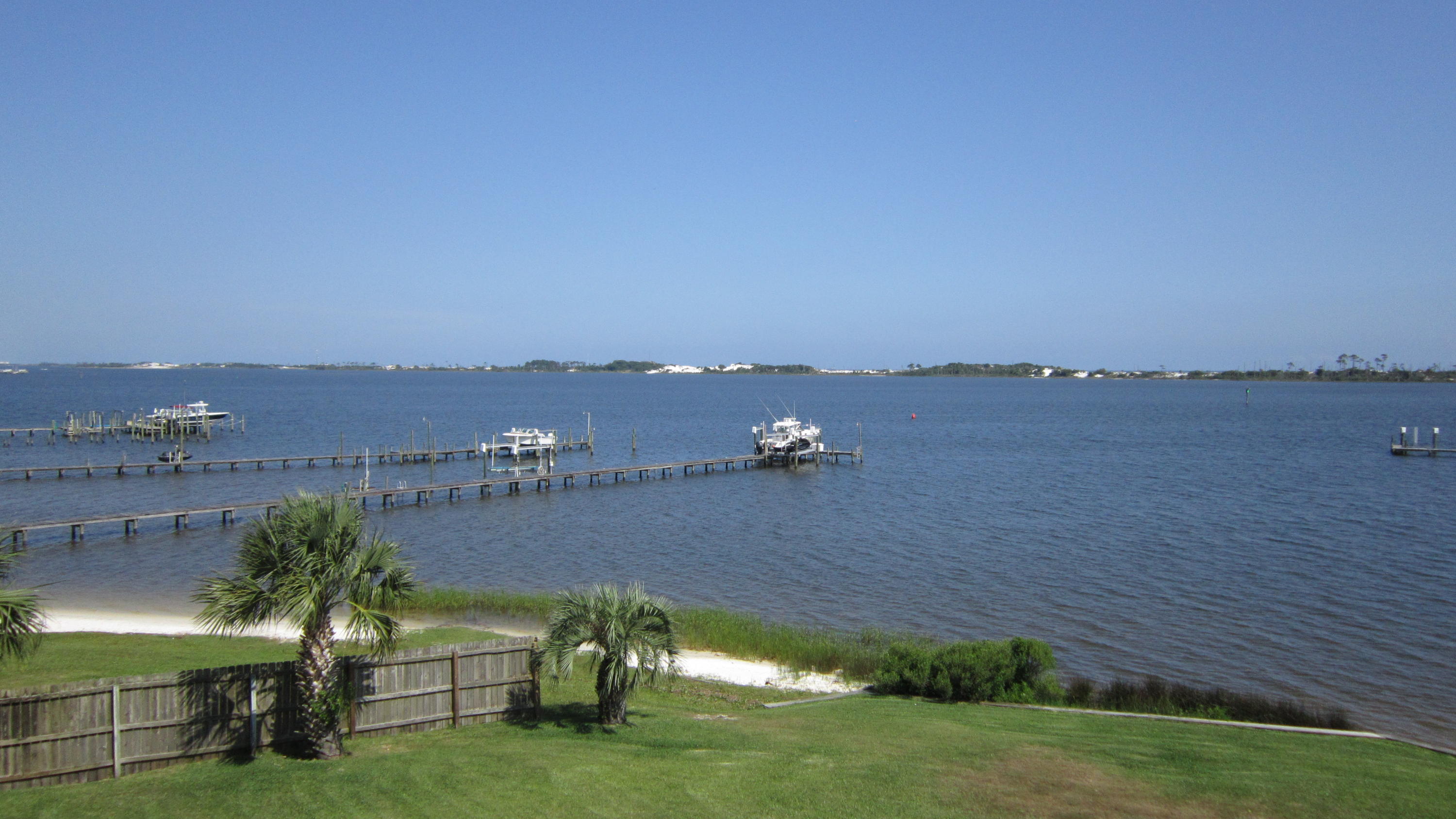 CHANNEL MARKER II - Residential