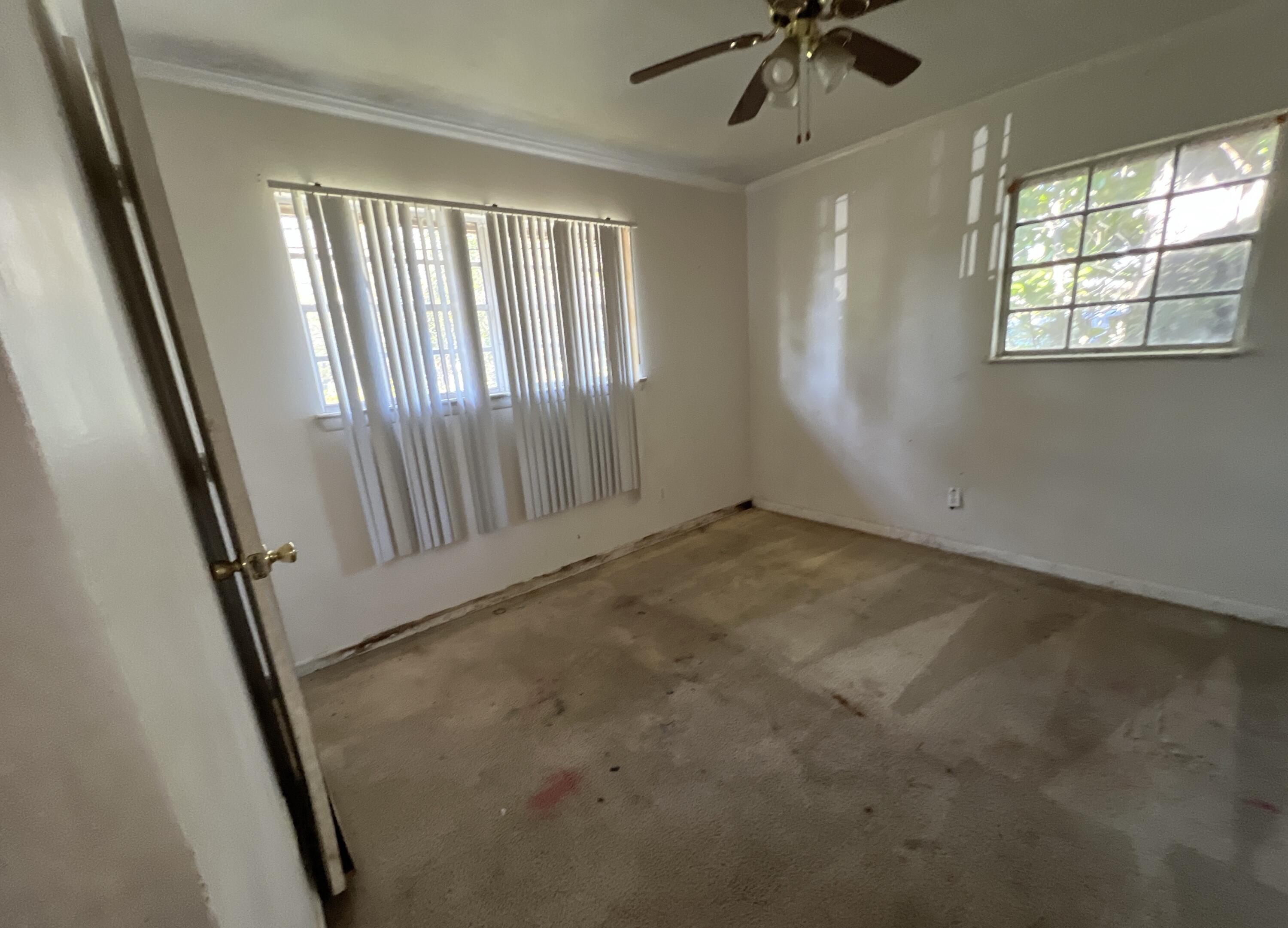 MONTCLAIR - Residential