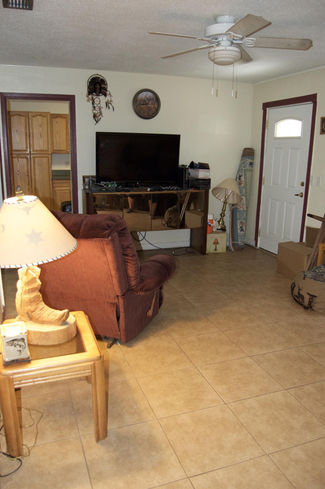 ELLIOTTS POINT - Residential