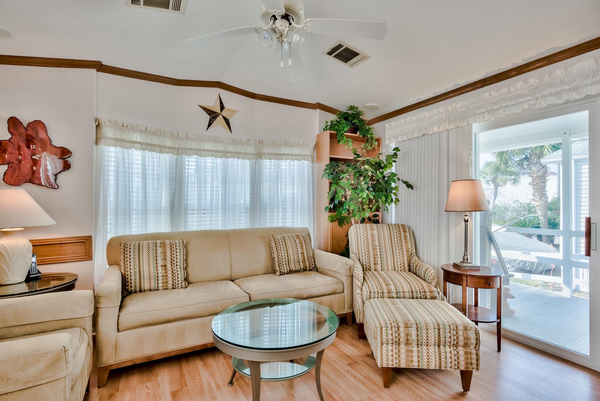 FOX RUN - Residential