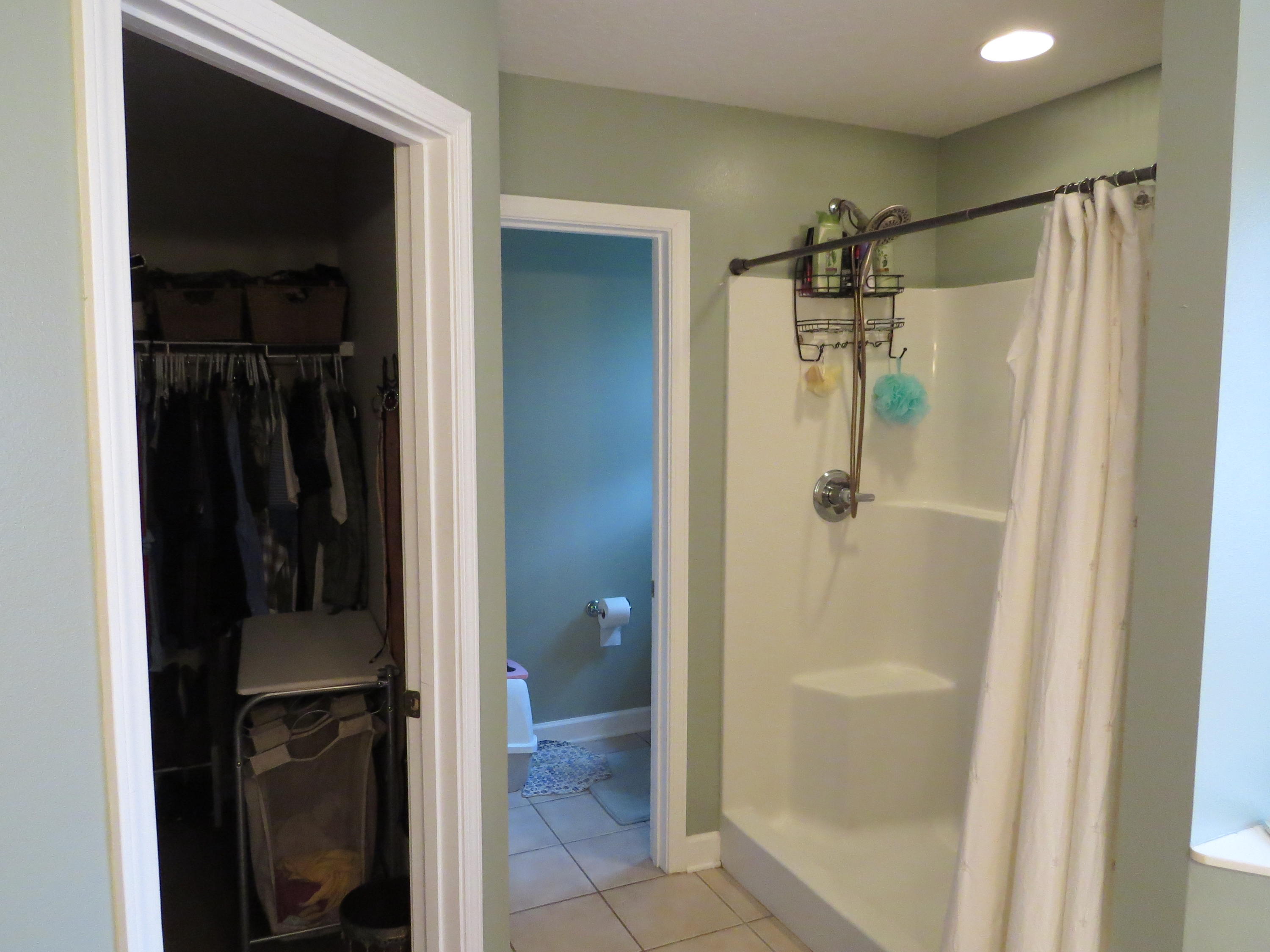 CRESCENT SHORES - Residential