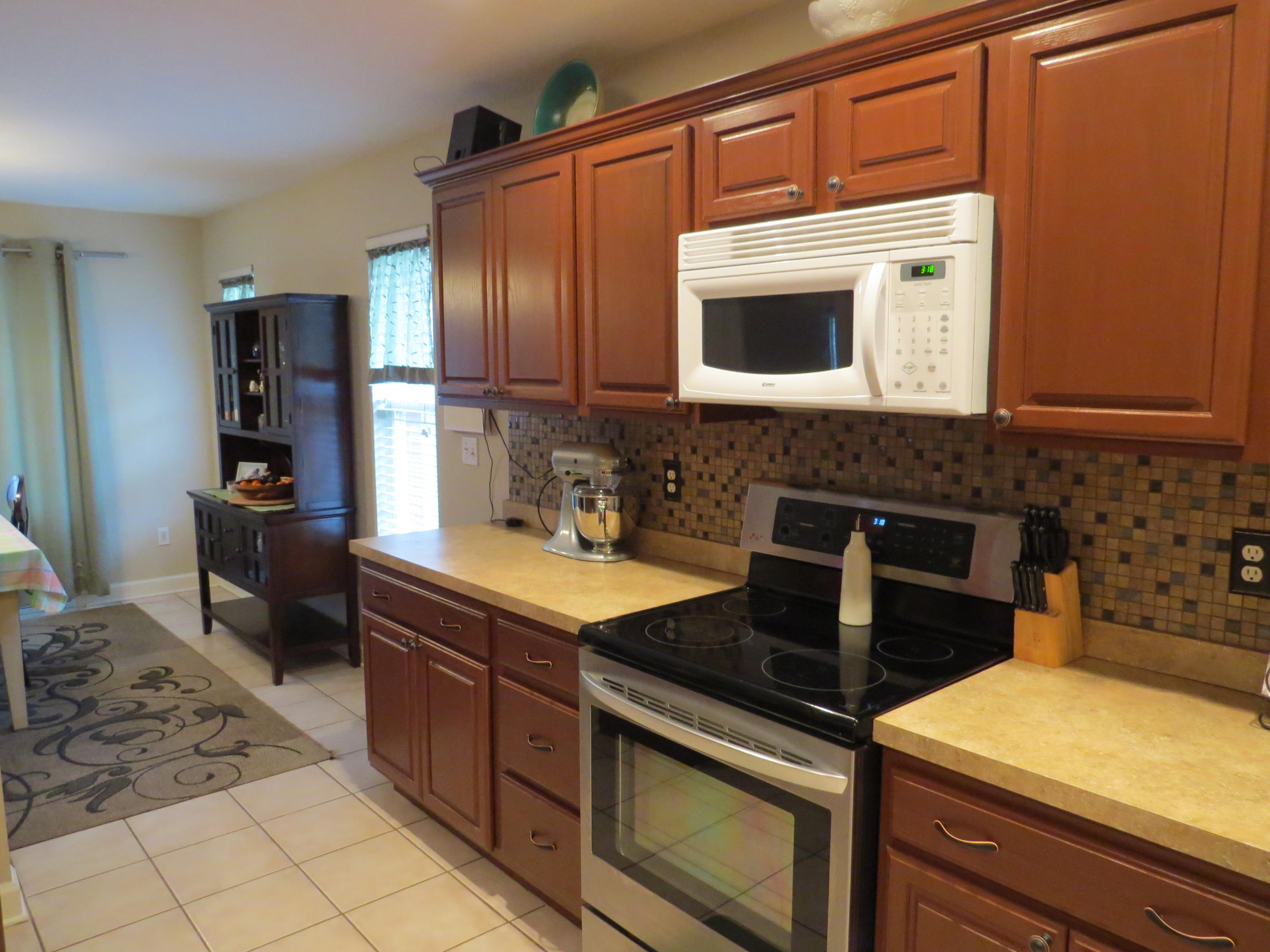 CRESCENT SHORES - Residential