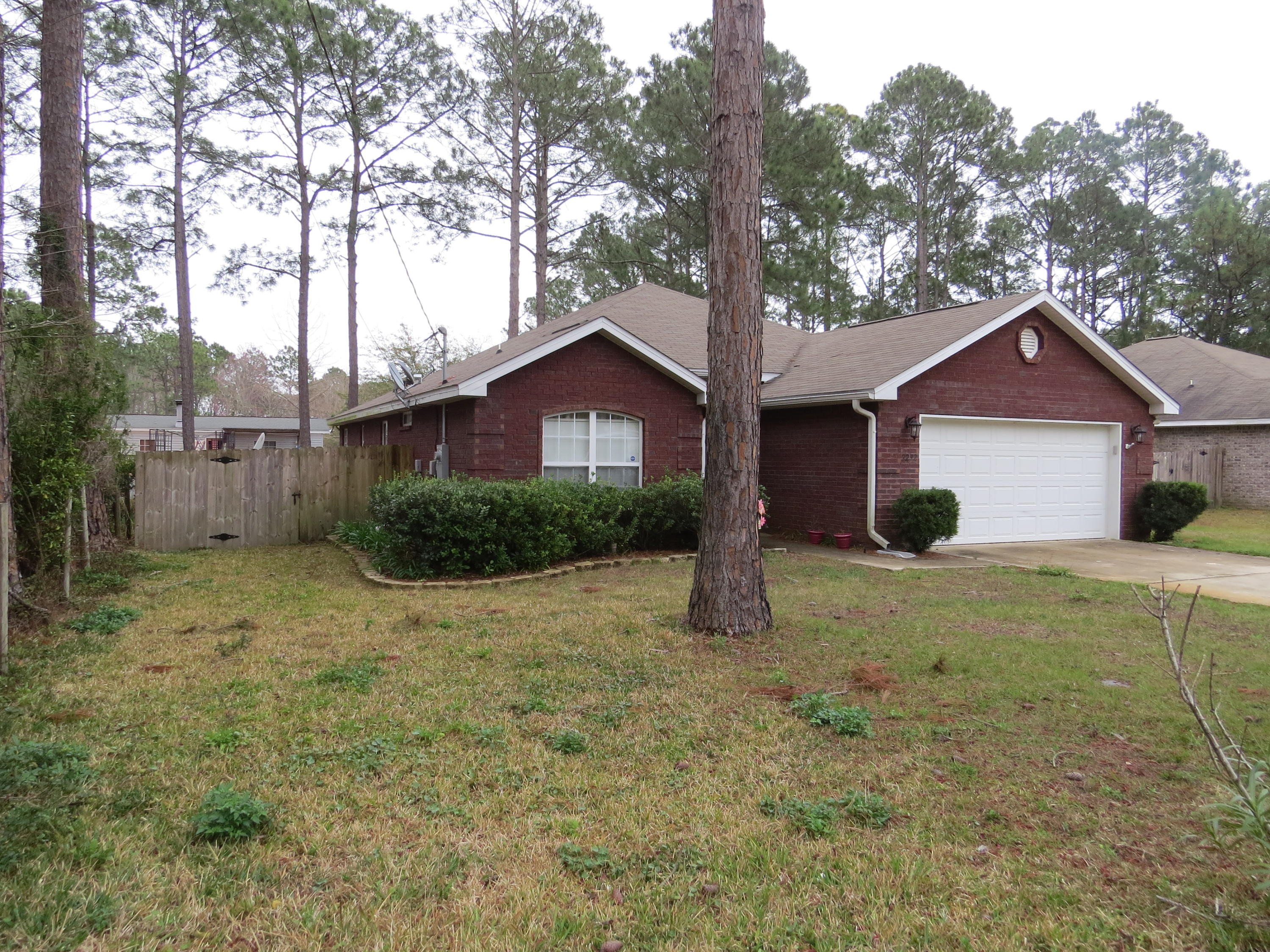 CRESCENT SHORES - Residential