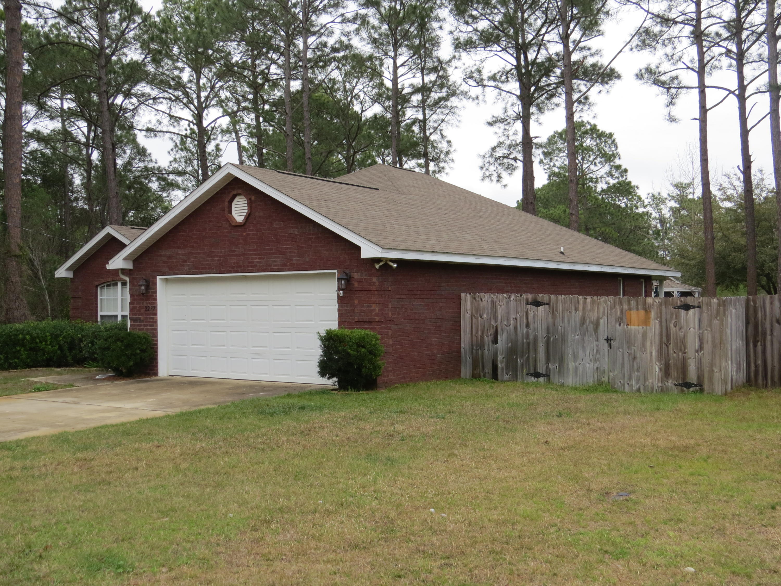 CRESCENT SHORES - Residential