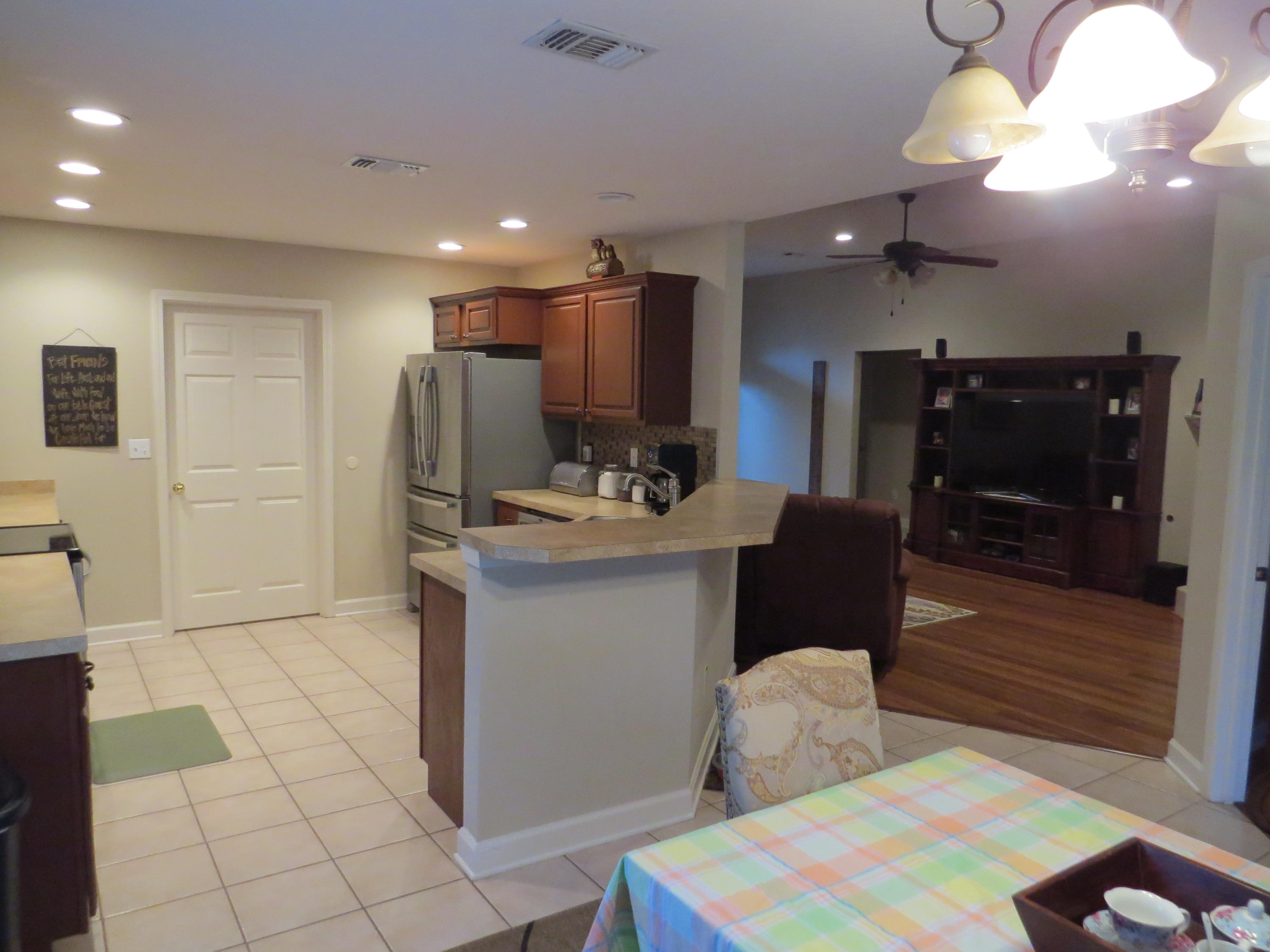 CRESCENT SHORES - Residential