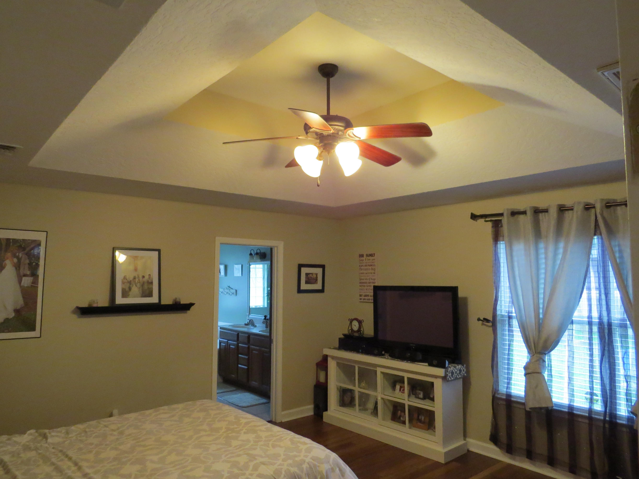 CRESCENT SHORES - Residential