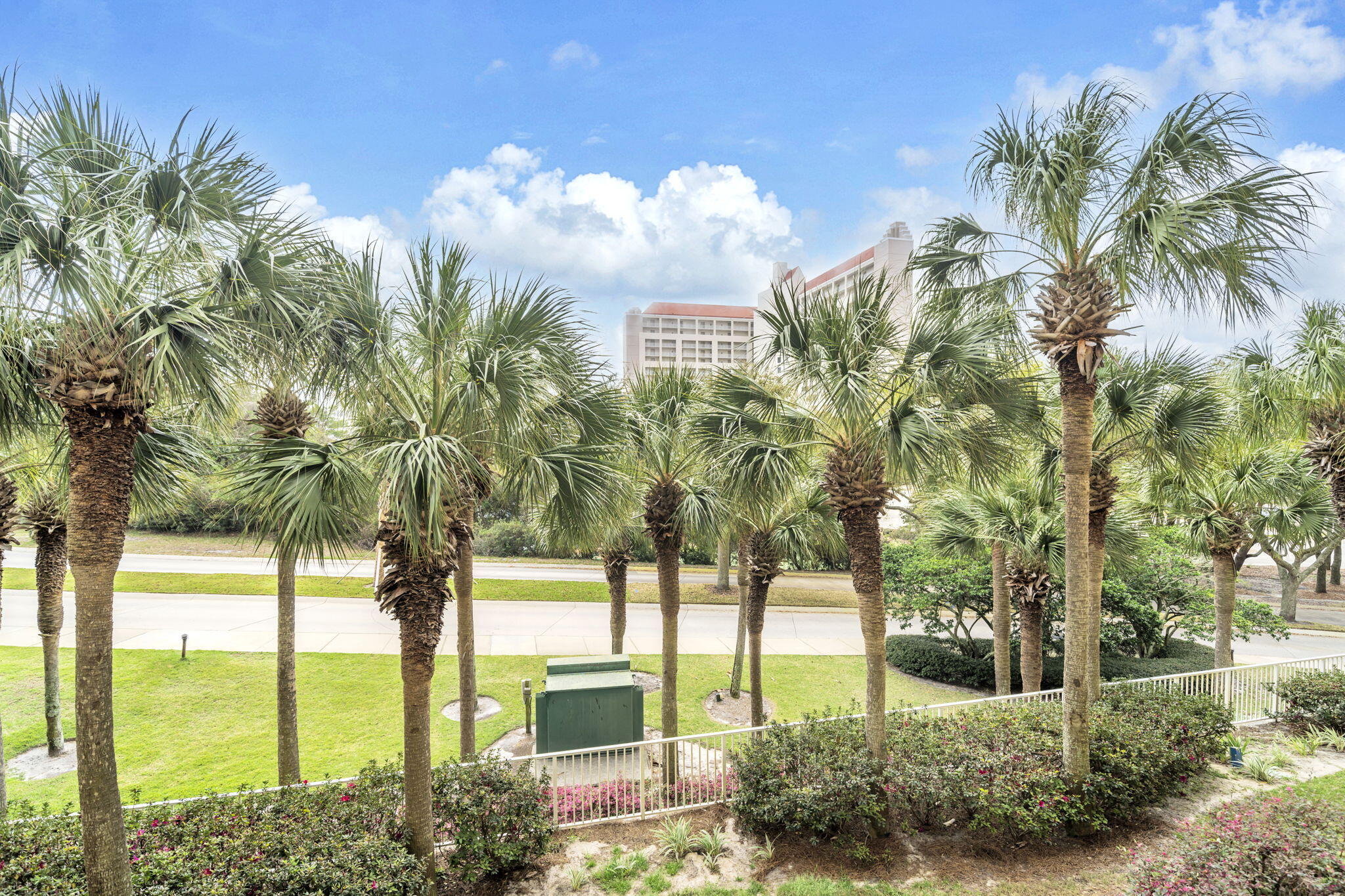 SUMMIT AT TOPS'L (THE) - Residential