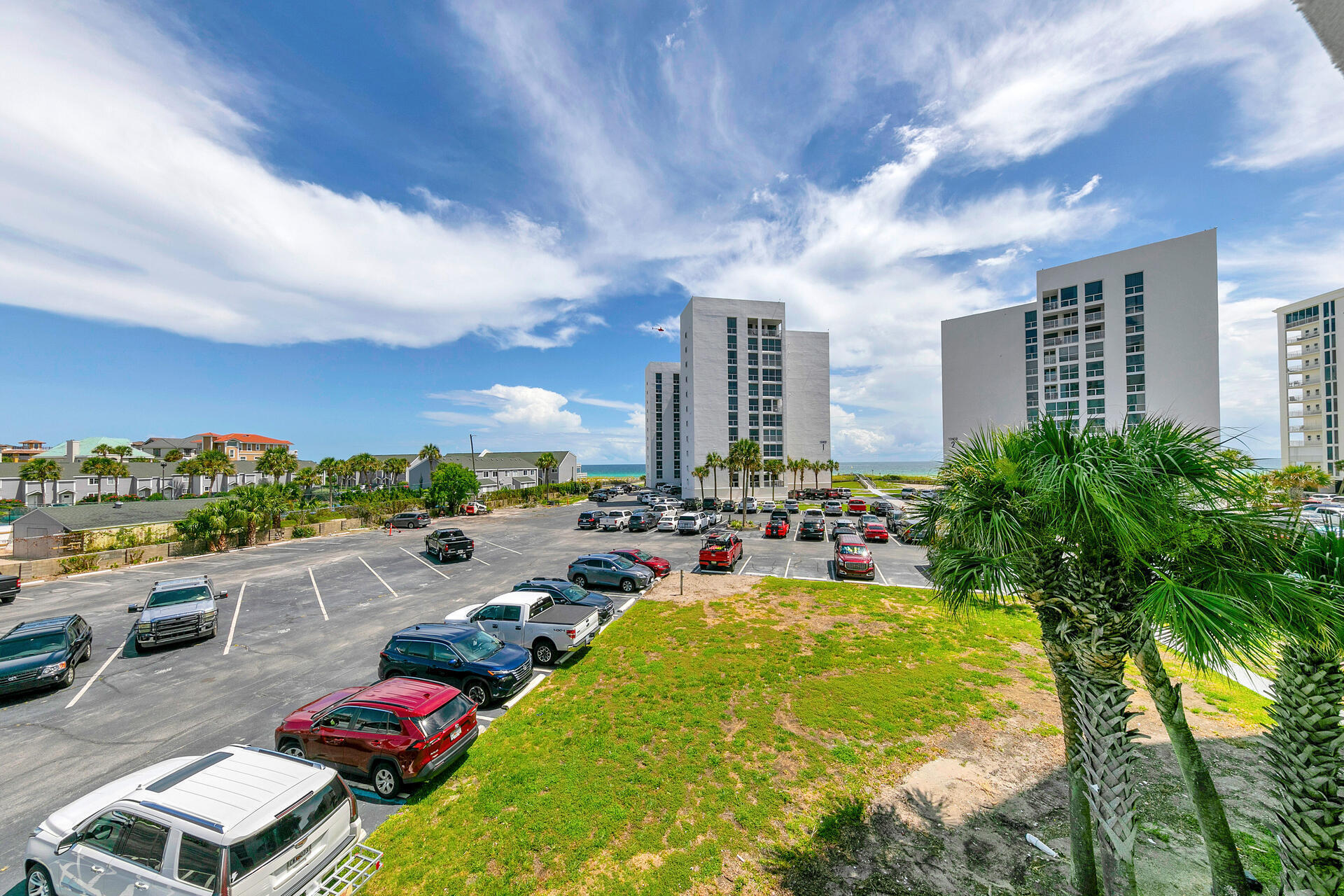 SHORELINE TOWERS 3 - Residential