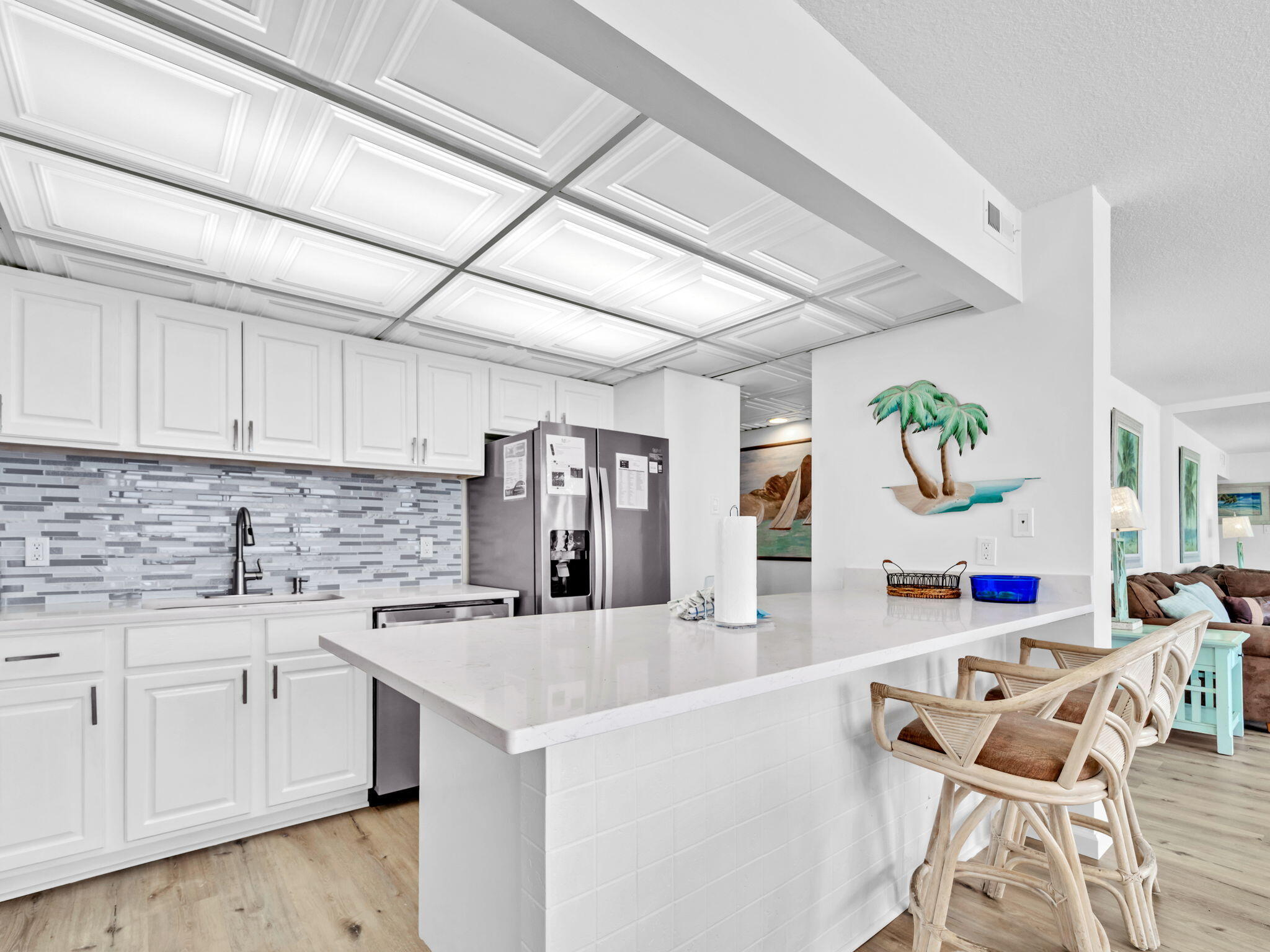 LEEWARD/WINDWARD CONDO - Residential
