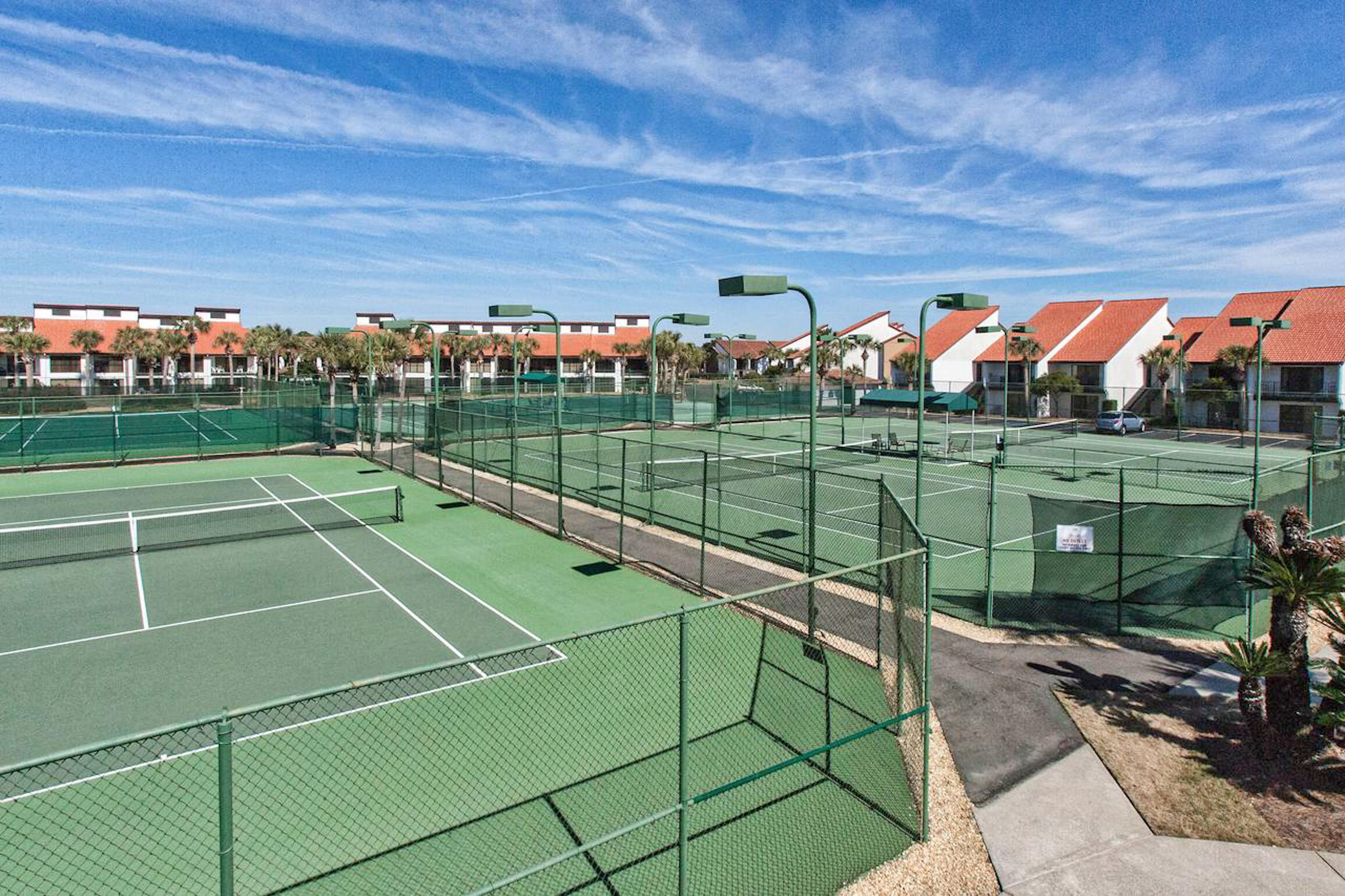 LEEWARD/WINDWARD CONDO - Residential