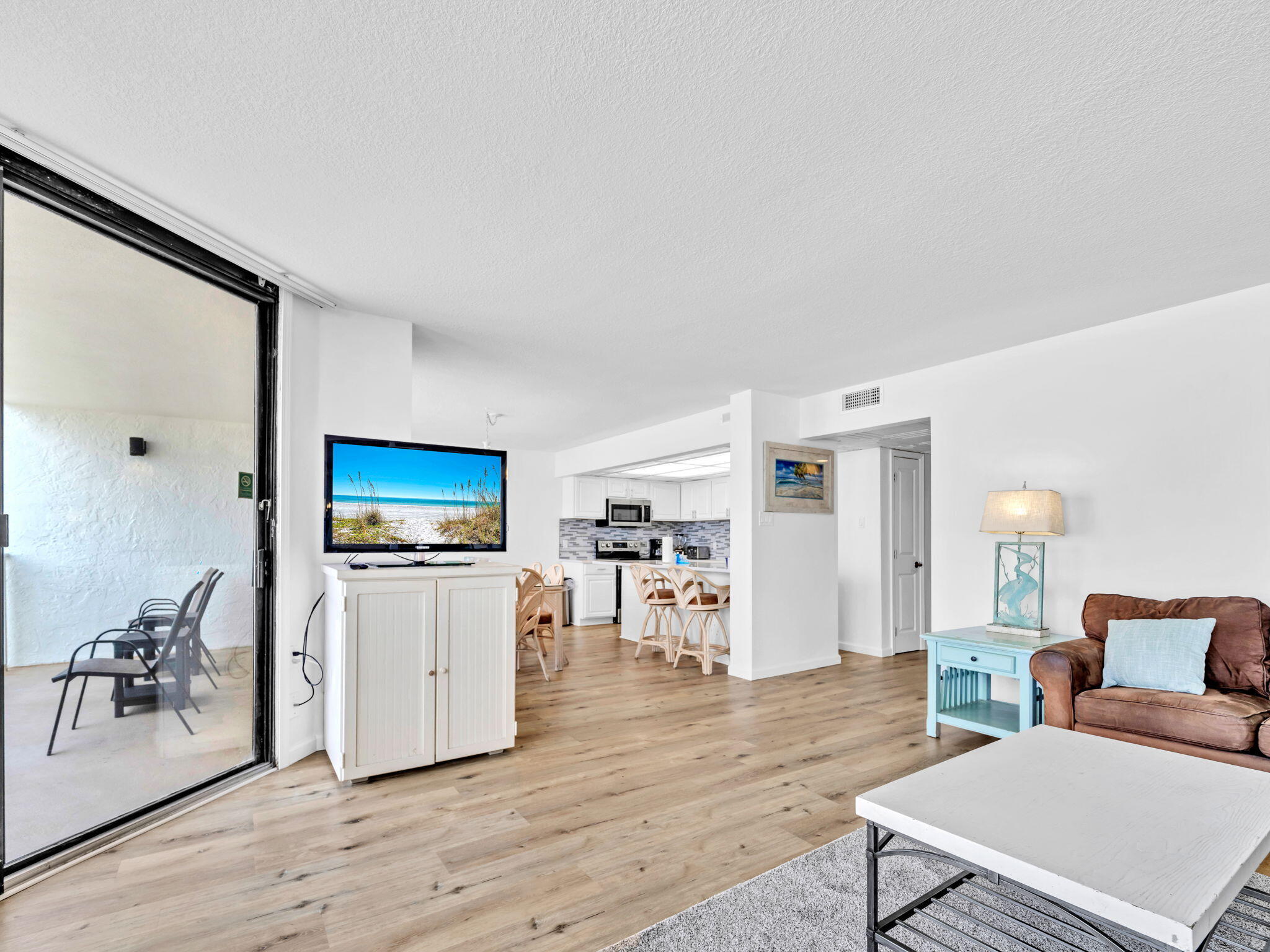 LEEWARD/WINDWARD CONDO - Residential