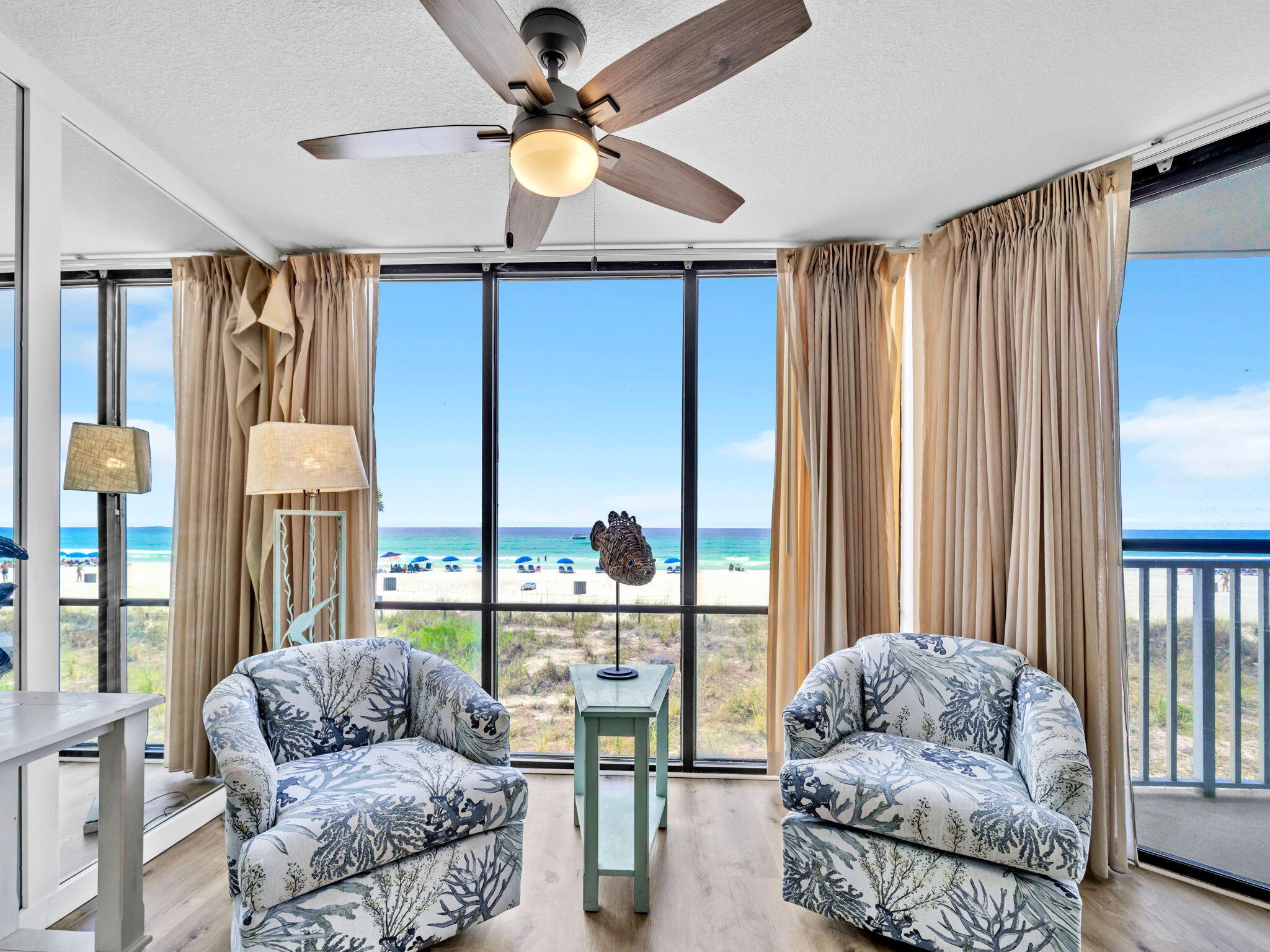 LEEWARD/WINDWARD CONDO - Residential
