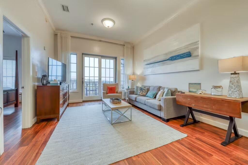 VILLAGE OF SOUTH WALTON BEACH THE - Residential