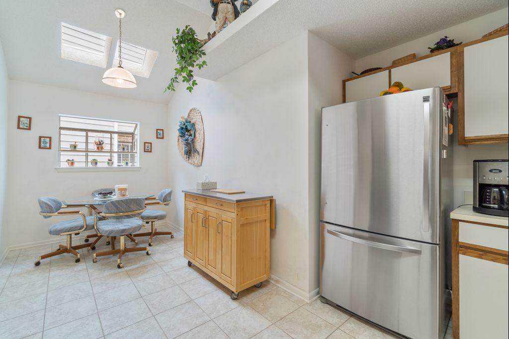 FAIRWAY LAKES PH 2 - Residential