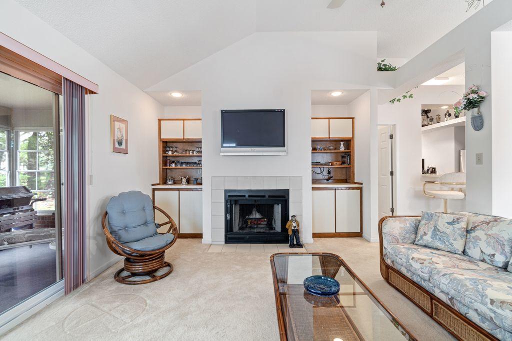 FAIRWAY LAKES PH 2 - Residential