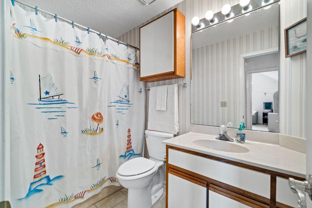 FAIRWAY LAKES PH 2 - Residential