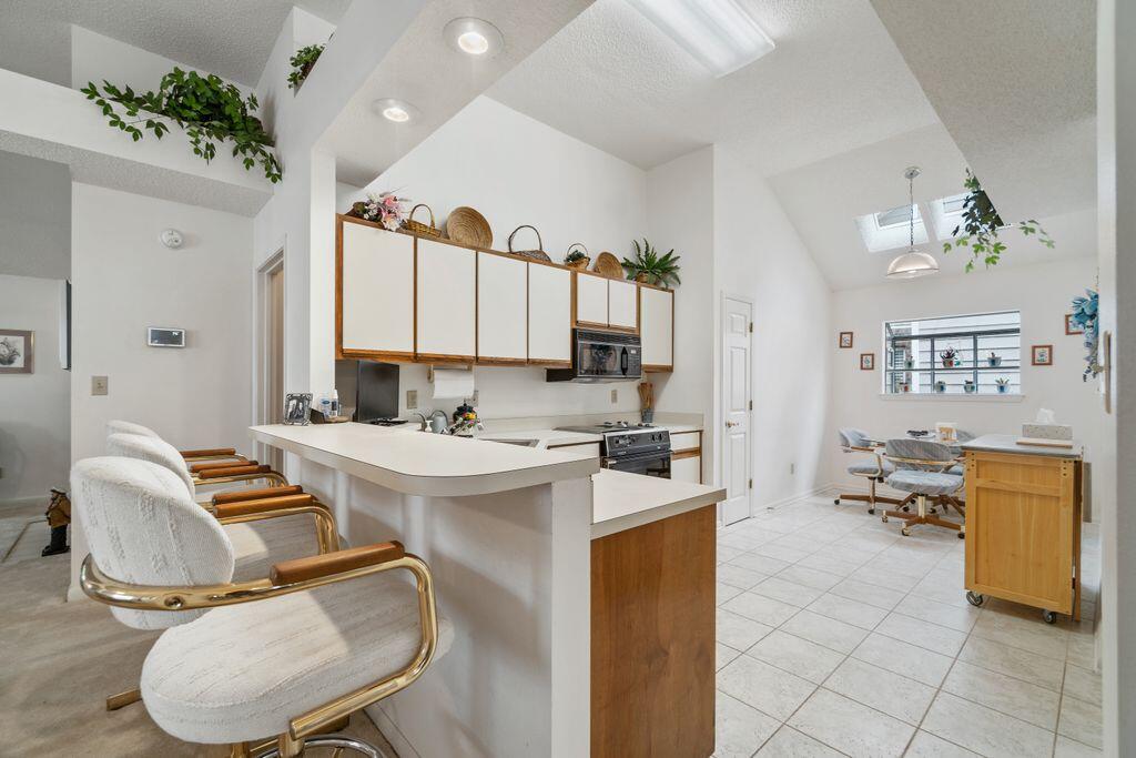 FAIRWAY LAKES PH 2 - Residential