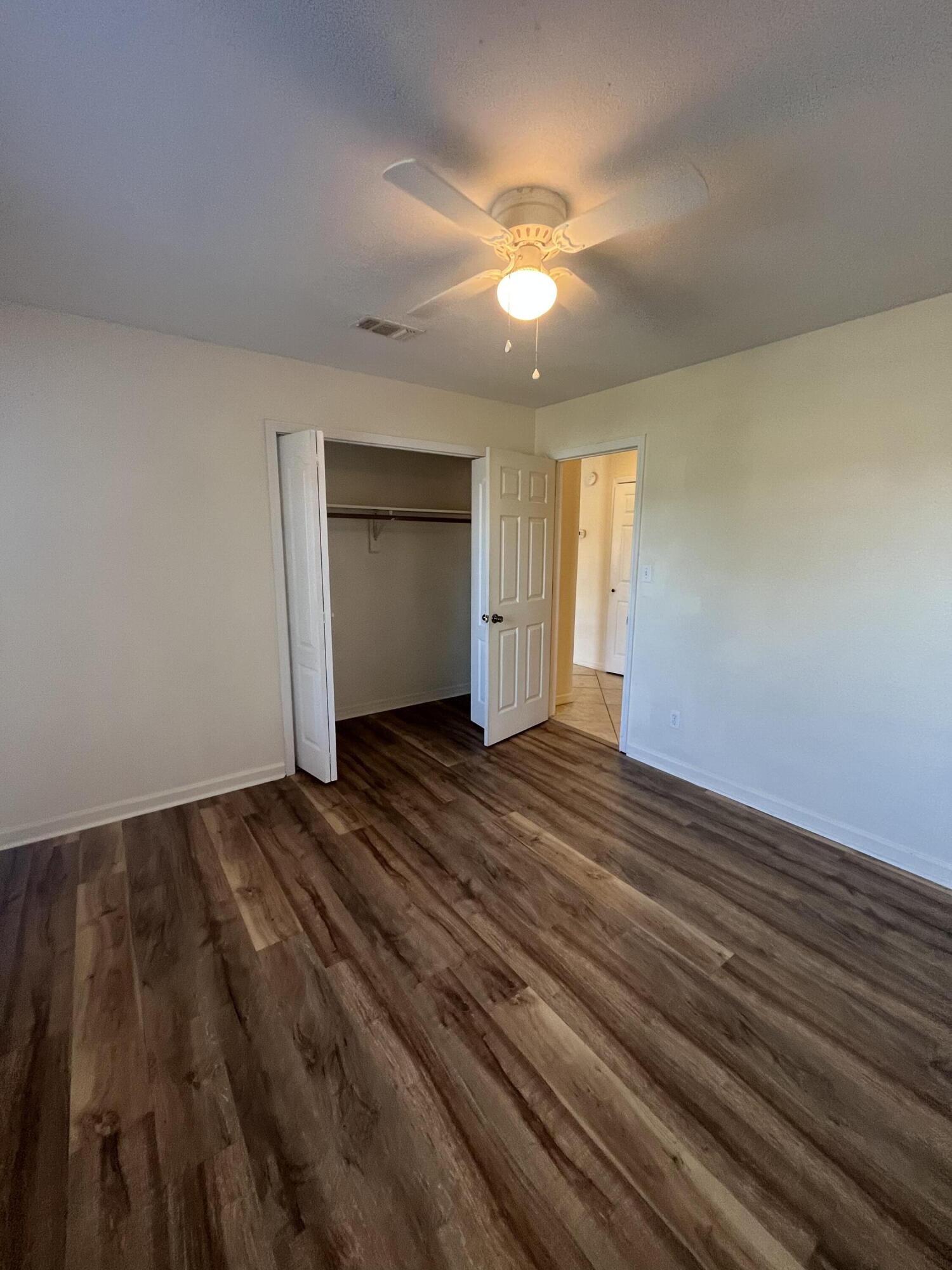 GREEN ACRES - Residential Lease