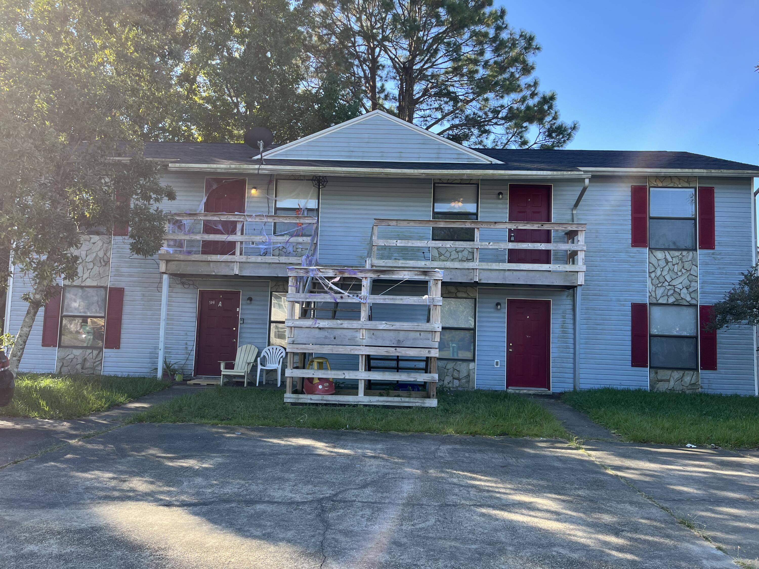 GREEN ACRES - Residential Lease