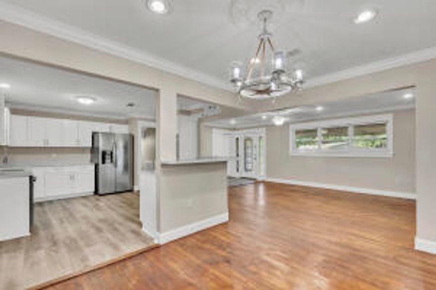 REALLY GOOD SIZED TOWNHOME.  THIS  UNIT HAS AN OPEN FLOOR PLAN AND TILE FLOORS IN THE FOYER, KITCHEN AND BATHROOMS. THE BATHROOMS UPSTAIRS ARE EACH IN A BEDROOM CREATING TWO MASTER SUITES .  THE LAUNDRY ROOM IS UPSTAIRS ON THE LANDING BETWEEN THE TWO BEDROOMS! THIS UNIT HAS PLENTY OF STORAGE WITH LARGE CLOSETS IN THE BEDROOMS AND FOYER PLUS ADDITIONAL UNDERSTAIRS STORAGE AND A LOCKABLE UTILITY ROOM ON THE COVERED PORCH