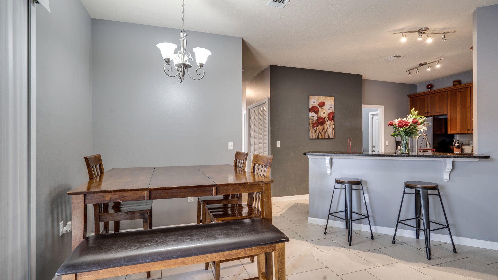 DUGGAN POND ESTATES - Residential Lease
