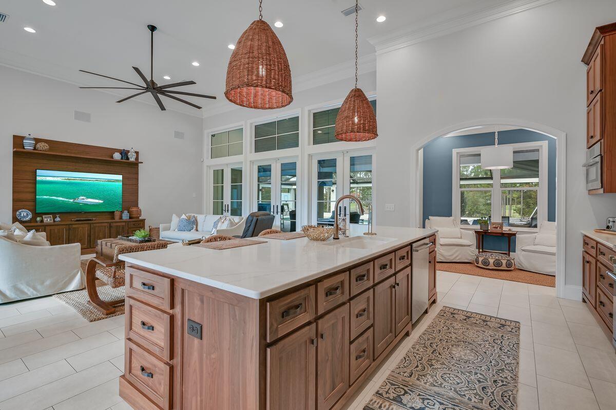 ISLAND GREEN - Residential