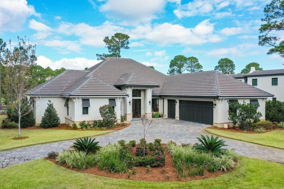 ISLAND GREEN - Residential
