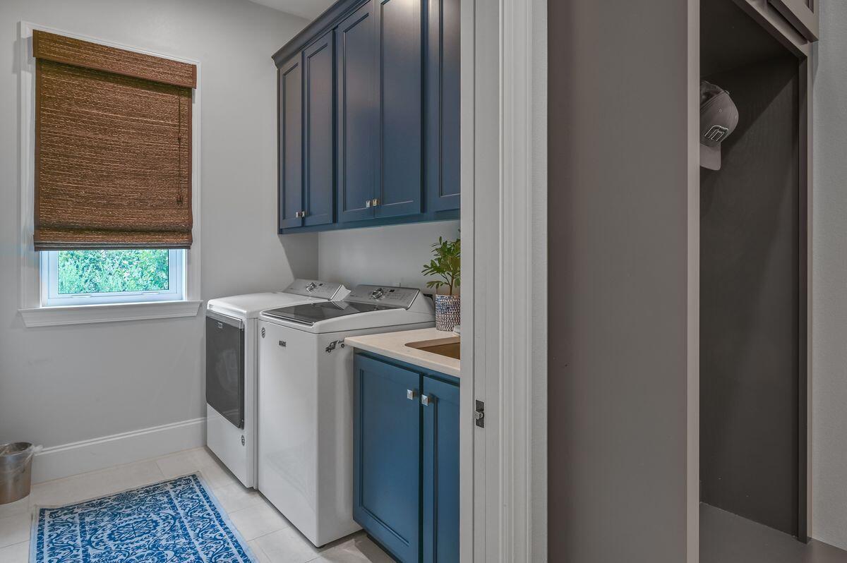 ISLAND GREEN - Residential