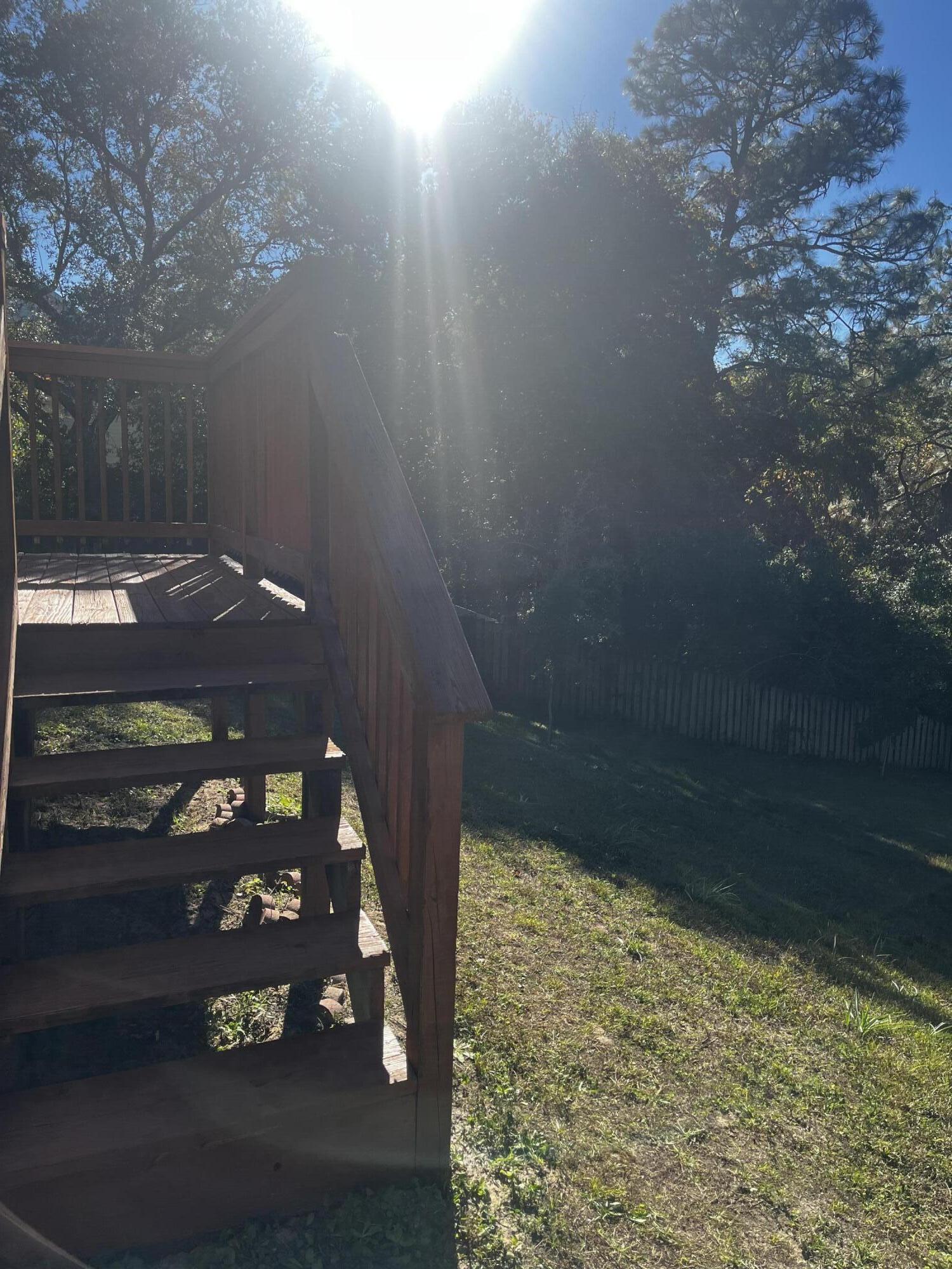 ROCKY BAYOU COUNTRY CLUB ESTATES 9 - Residential