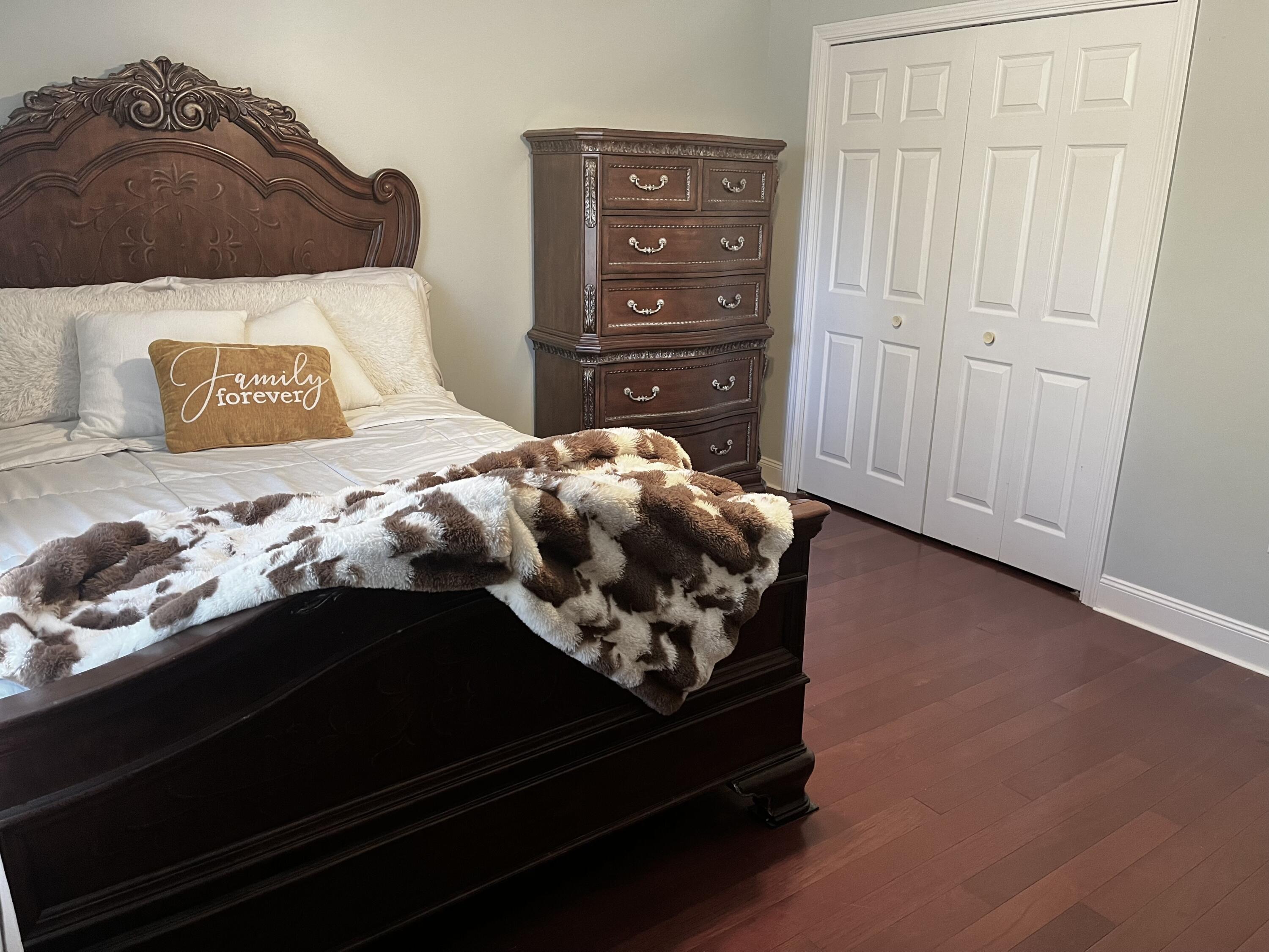 ROCKY BAYOU COUNTRY CLUB ESTATES 9 - Residential