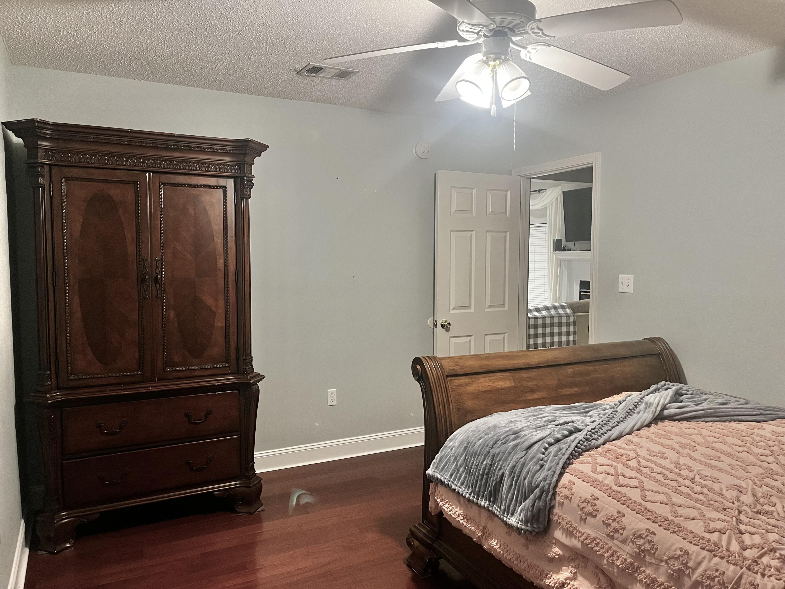 ROCKY BAYOU COUNTRY CLUB ESTATES 9 - Residential