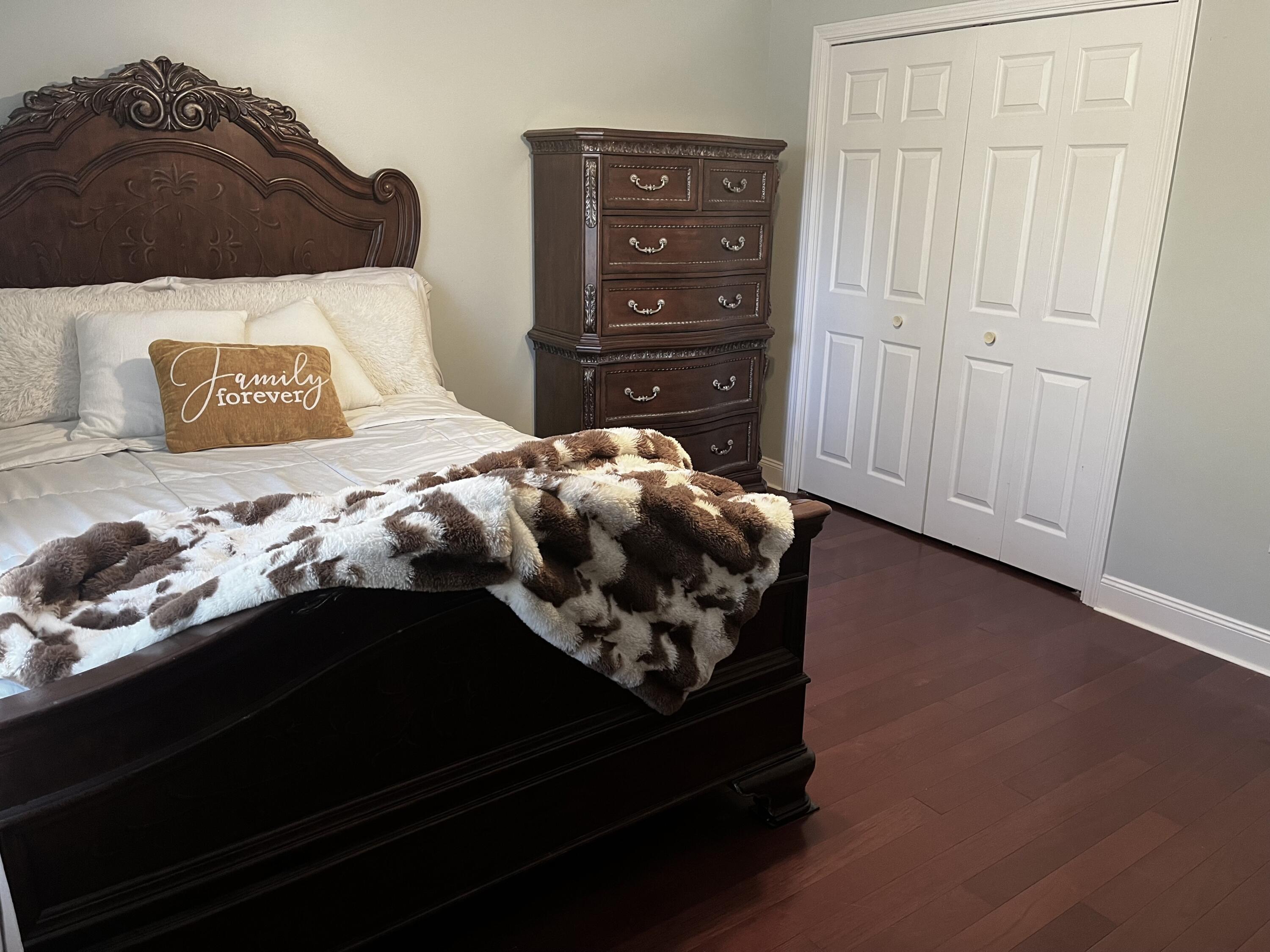 ROCKY BAYOU COUNTRY CLUB ESTATES 9 - Residential