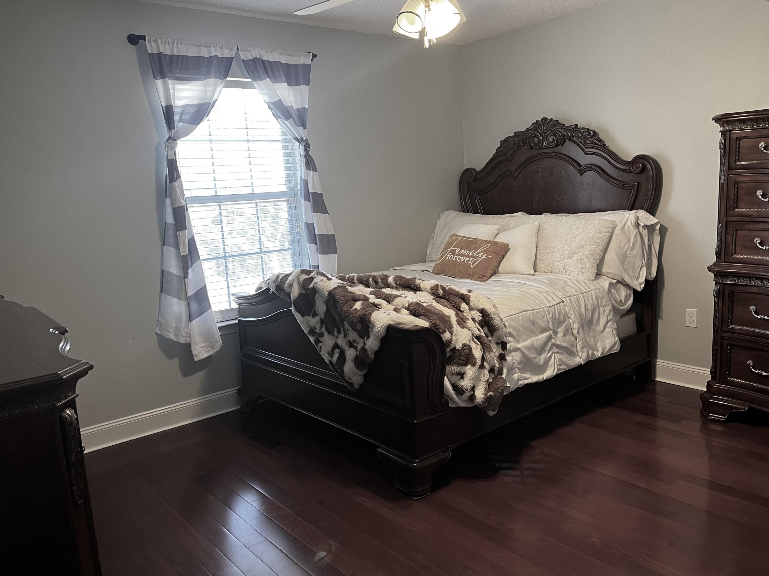 ROCKY BAYOU COUNTRY CLUB ESTATES 9 - Residential